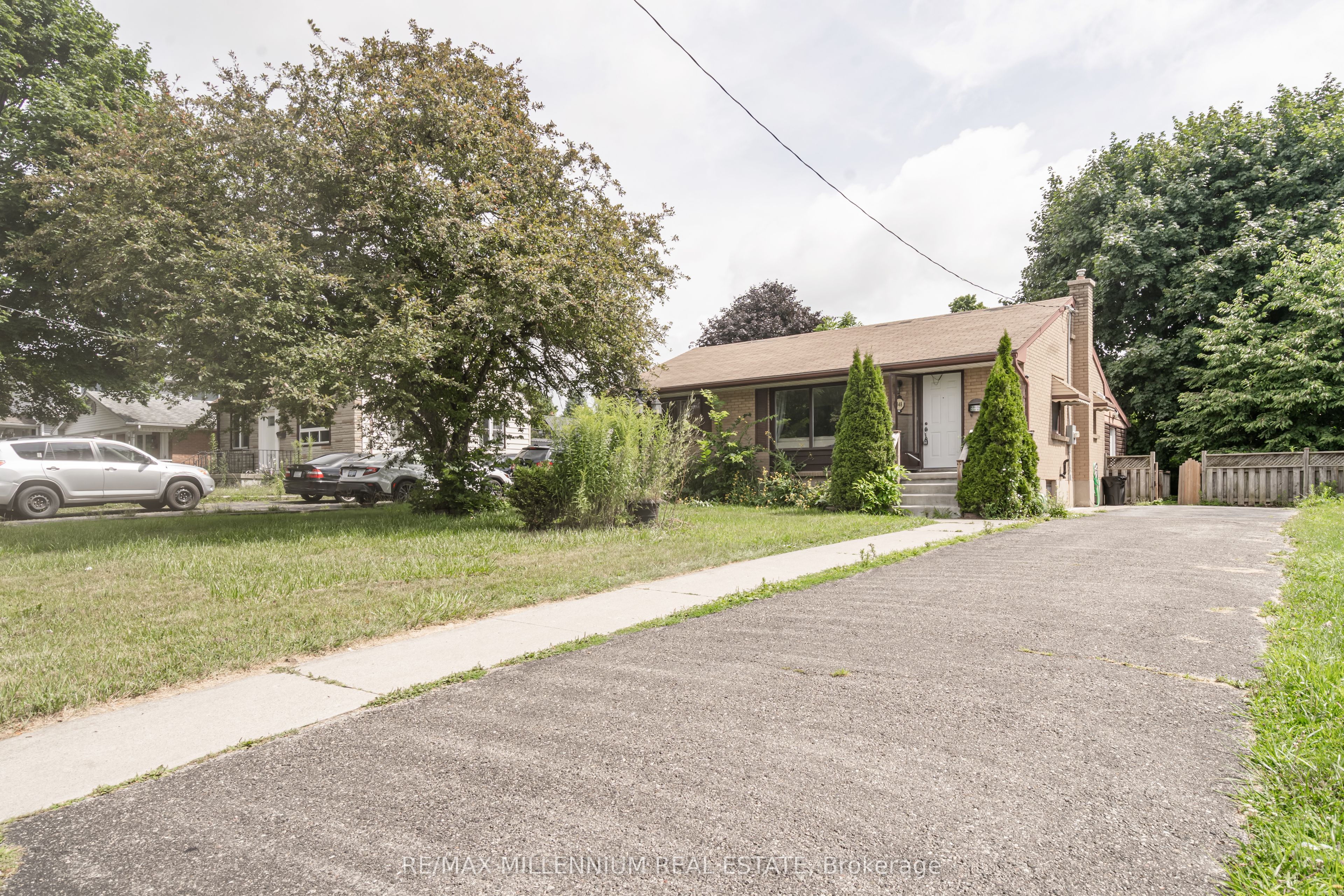 348 Winnipeg Blvd Property Photo 1