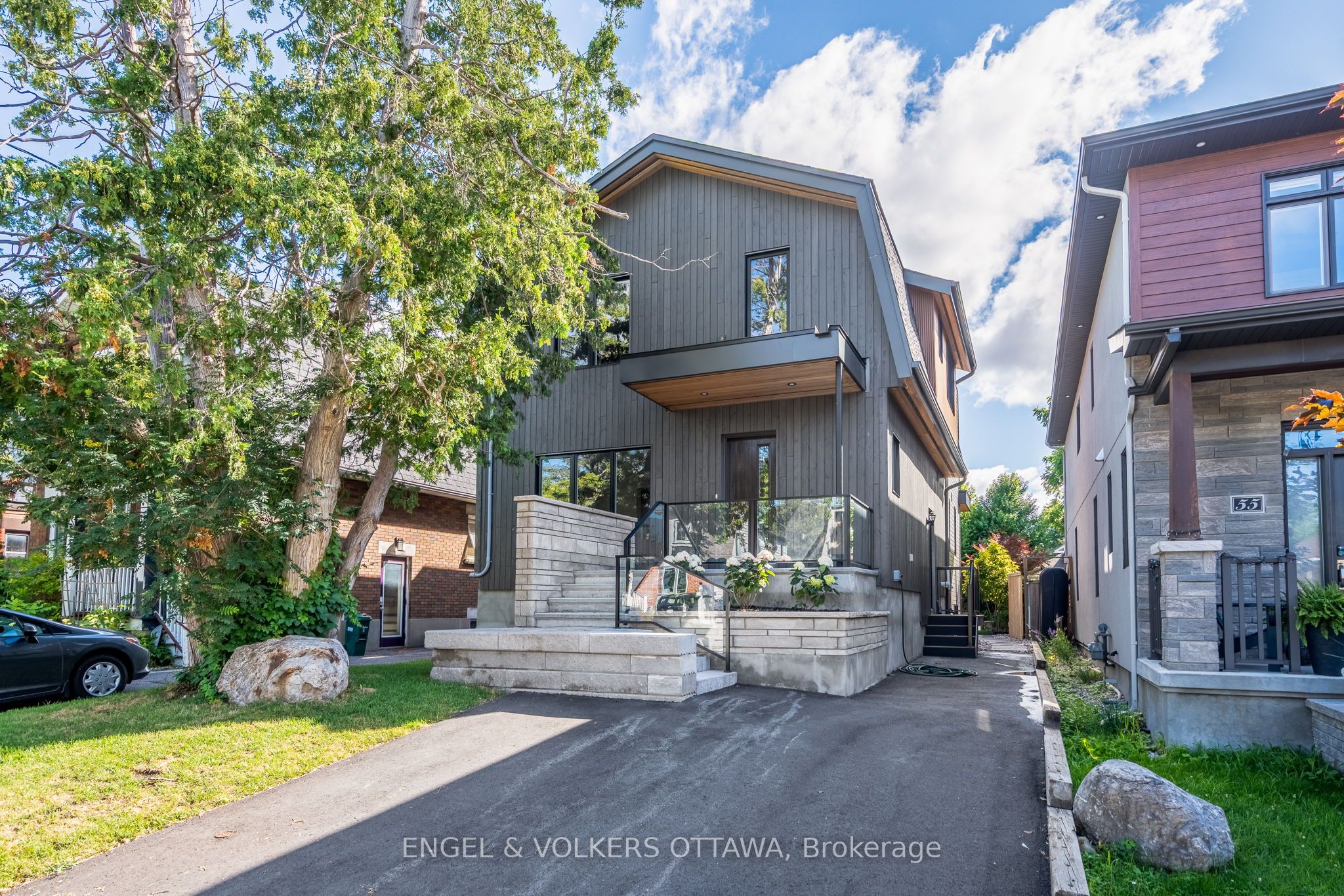 51 Ross Avenue Property Photo 1