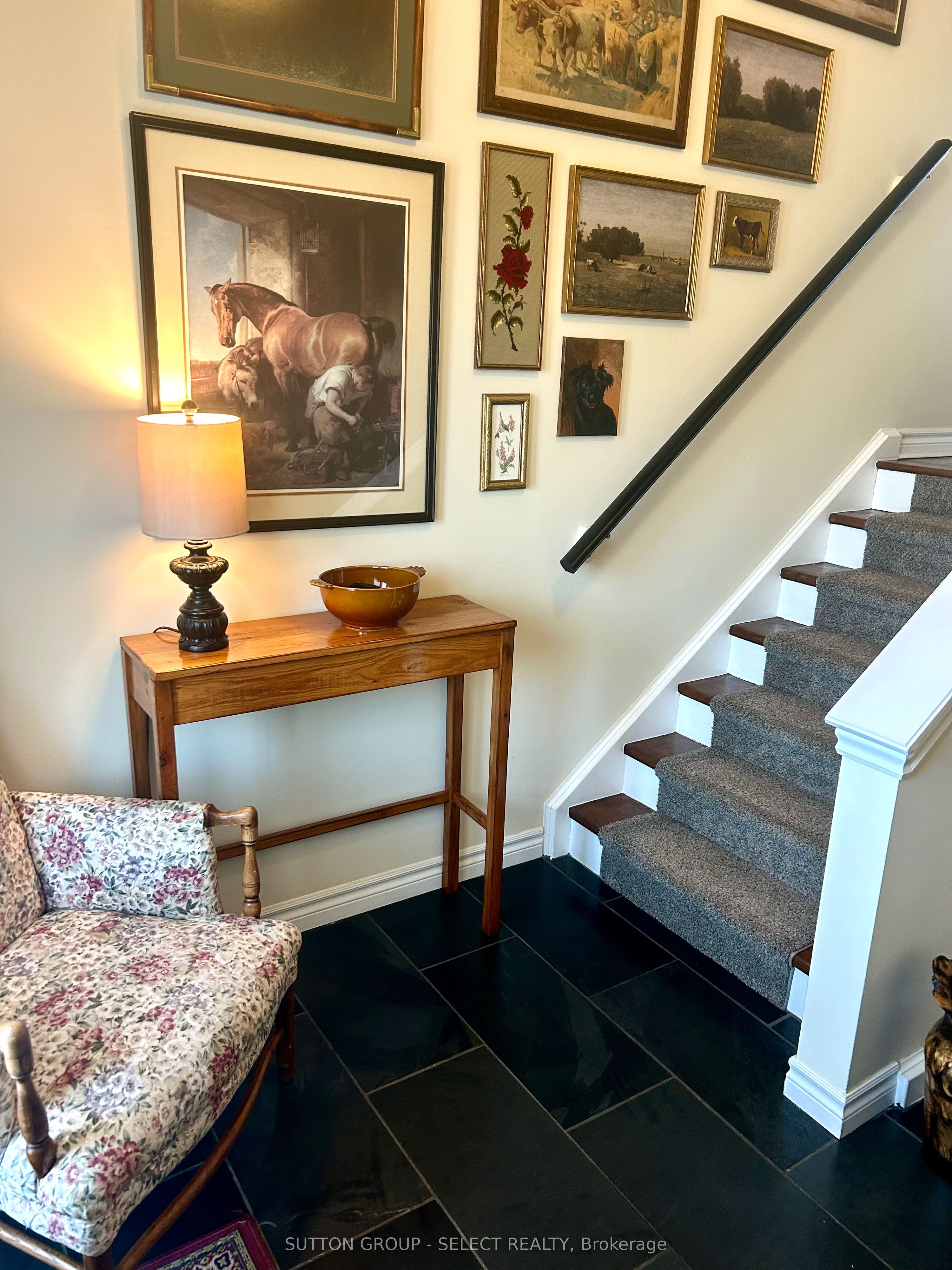 15 Hamilton Street Property Photo 3
