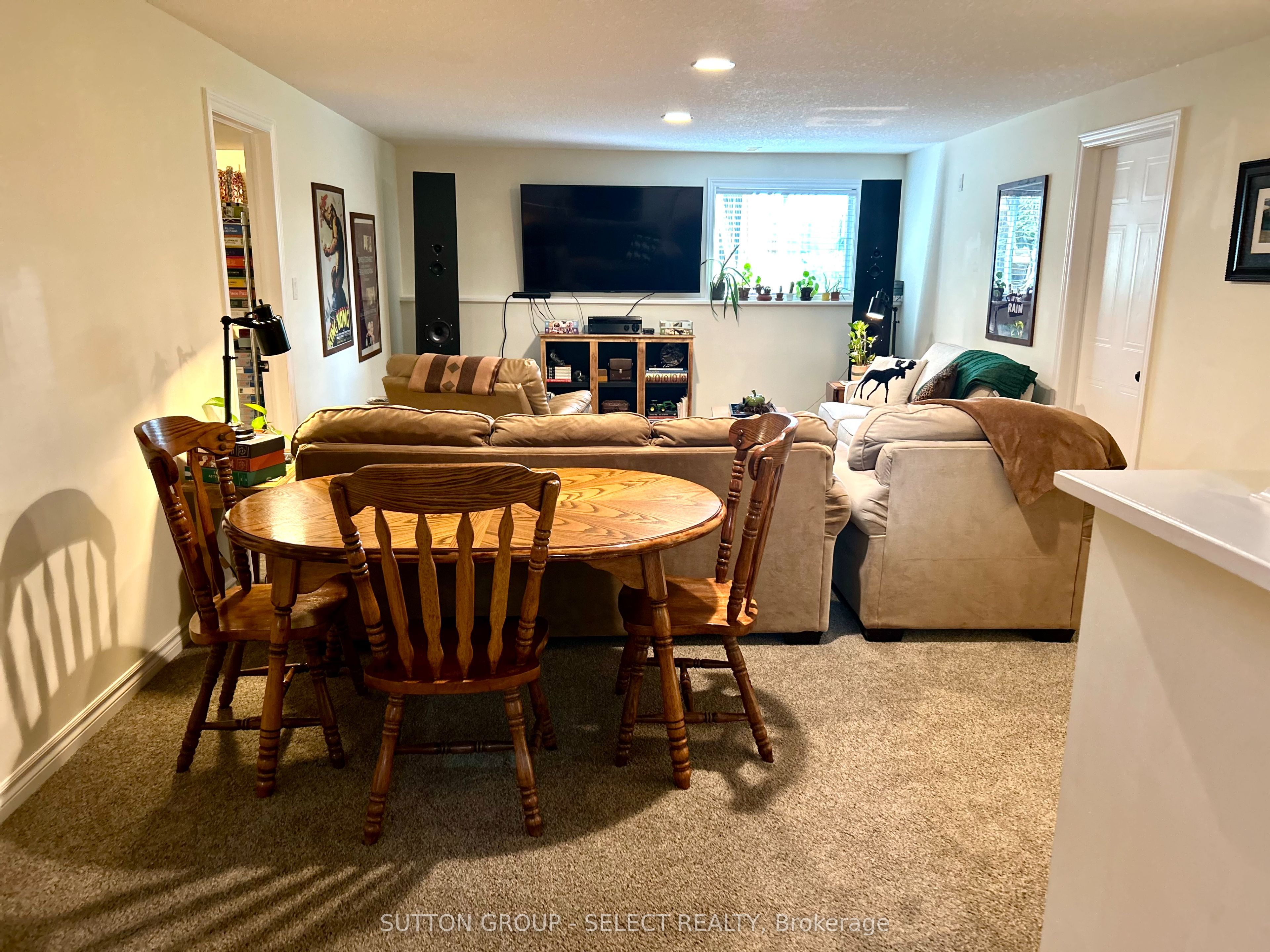 15 Hamilton Street Property Photo 21