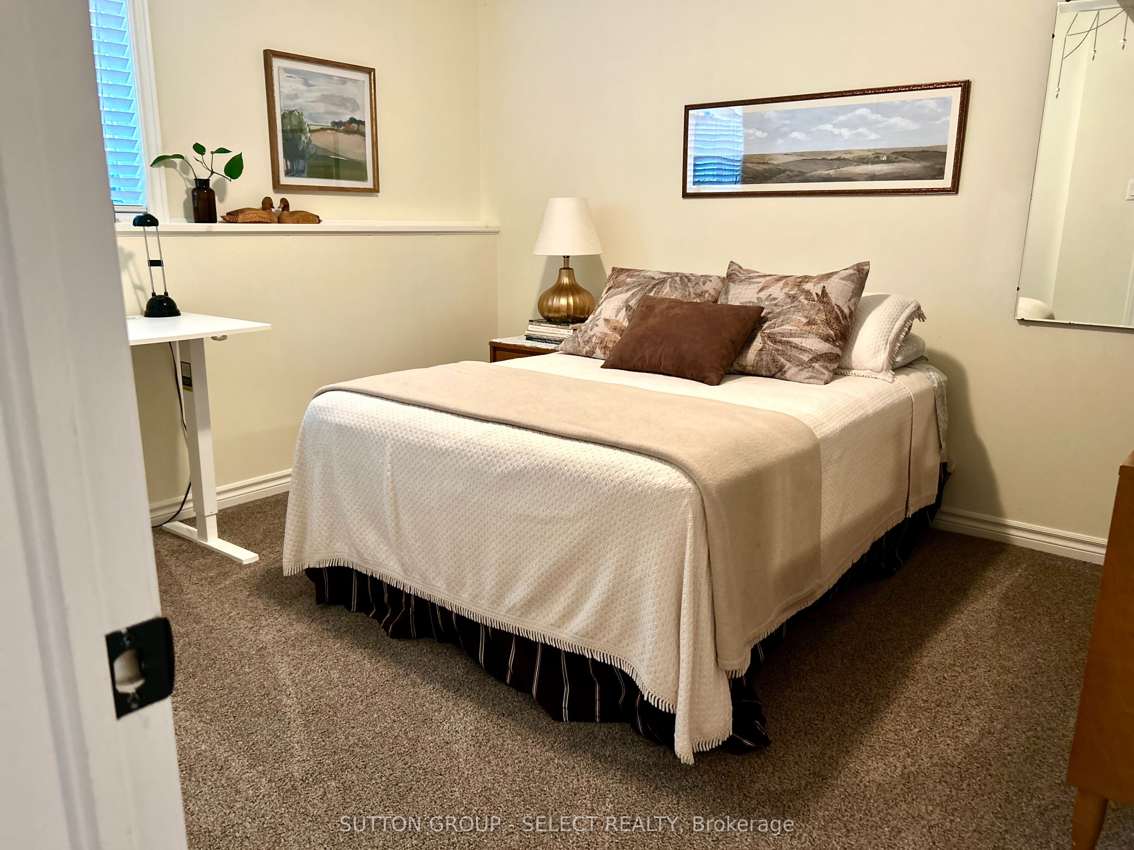 15 Hamilton Street Property Photo 25