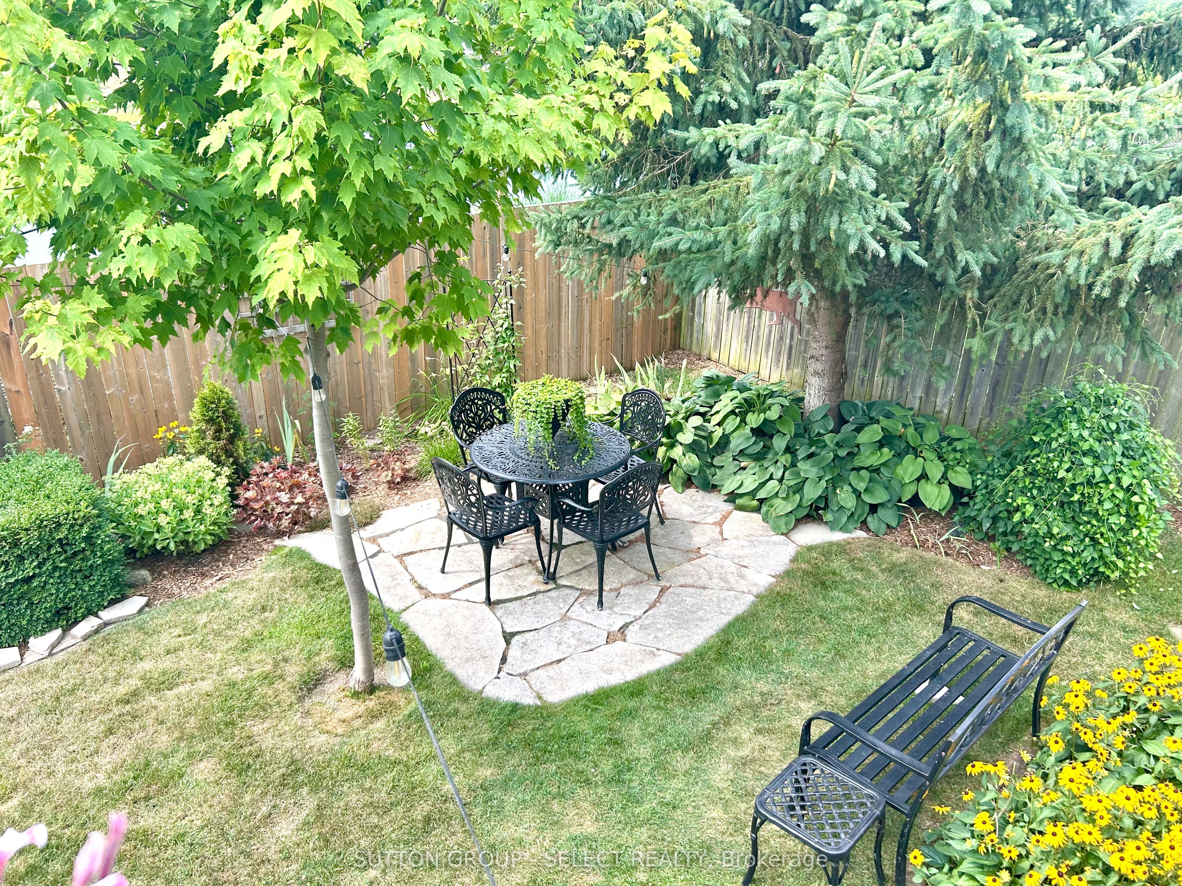 15 Hamilton Street Property Photo 31