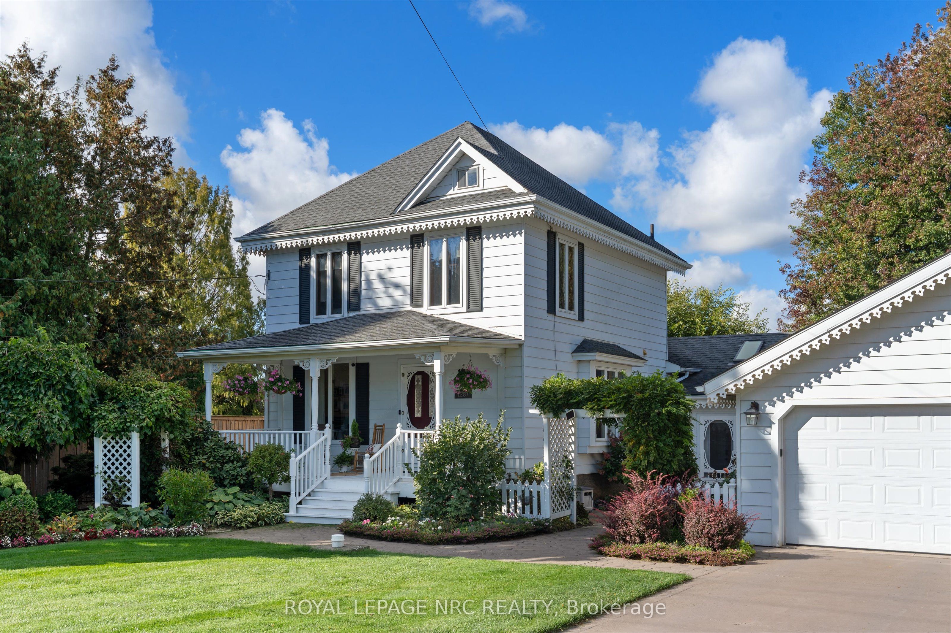 1287 Third Street Property Photo 2