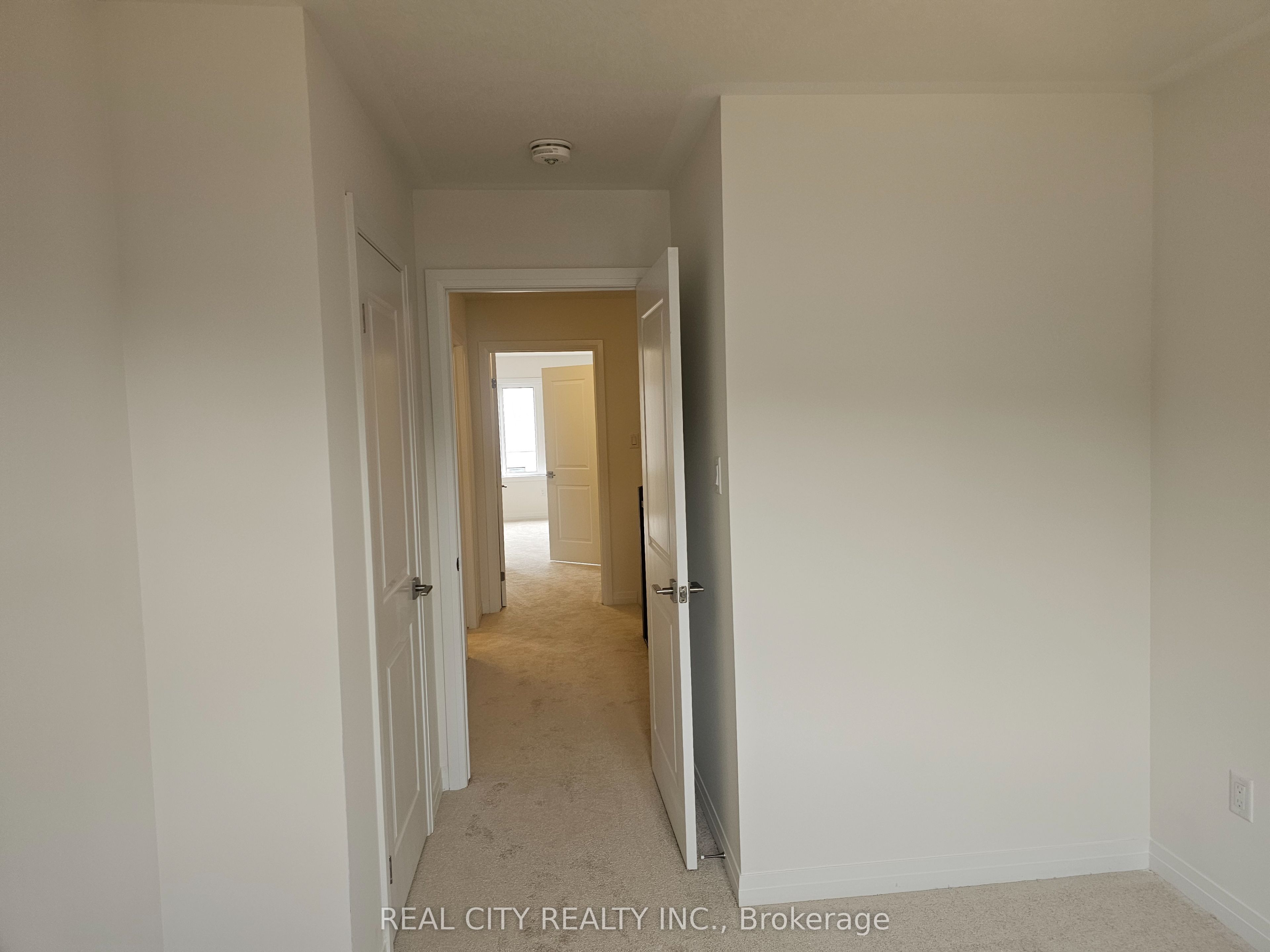 48 Mckernan Avenue Property Photo 32