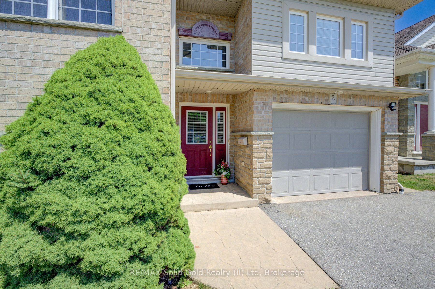 2 Smetana Drive Property Photo 4