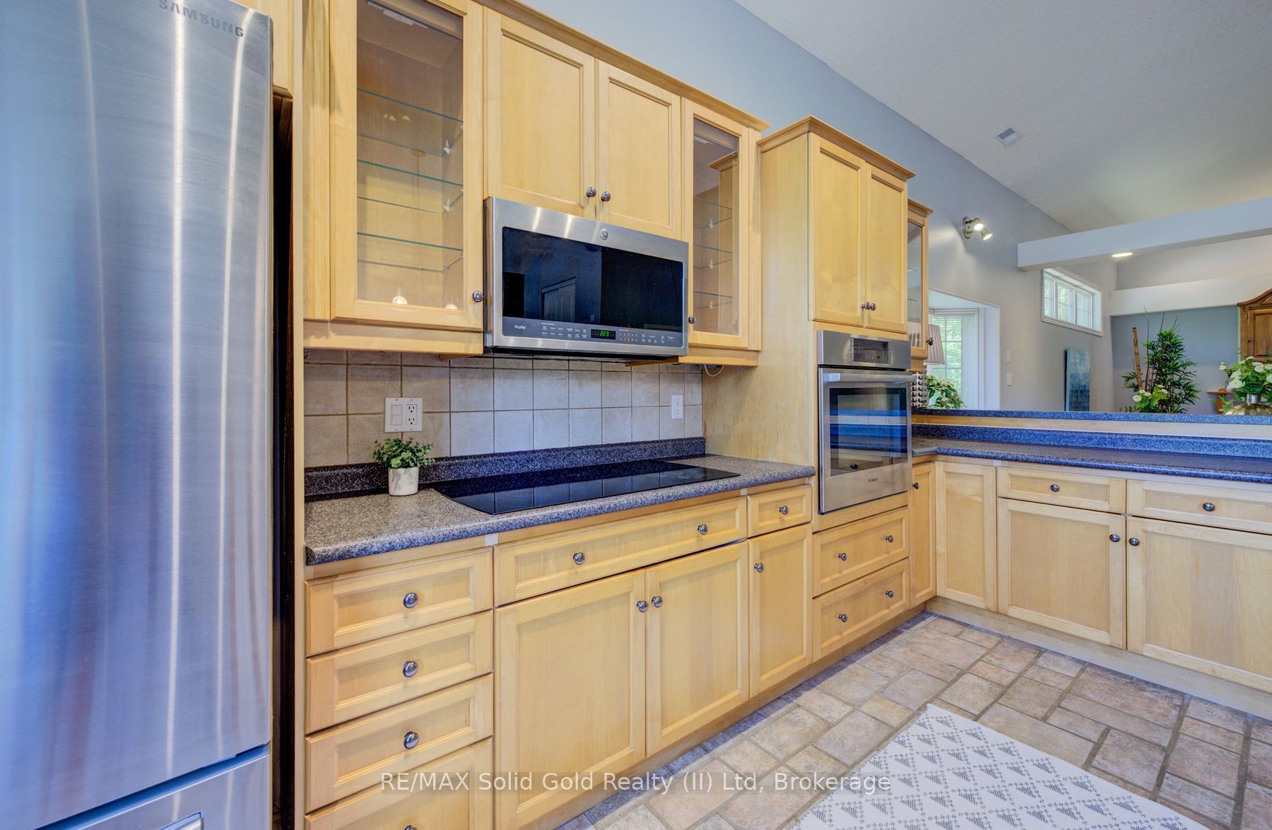 2 Smetana Drive Property Photo 10