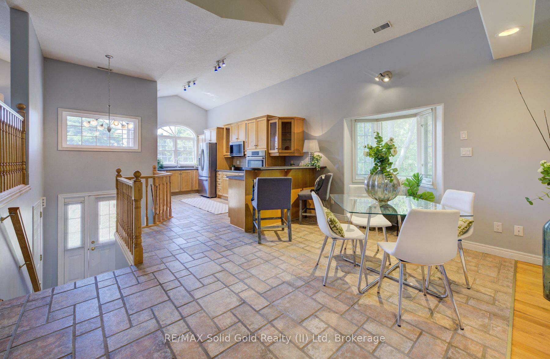 2 Smetana Drive Property Photo 13