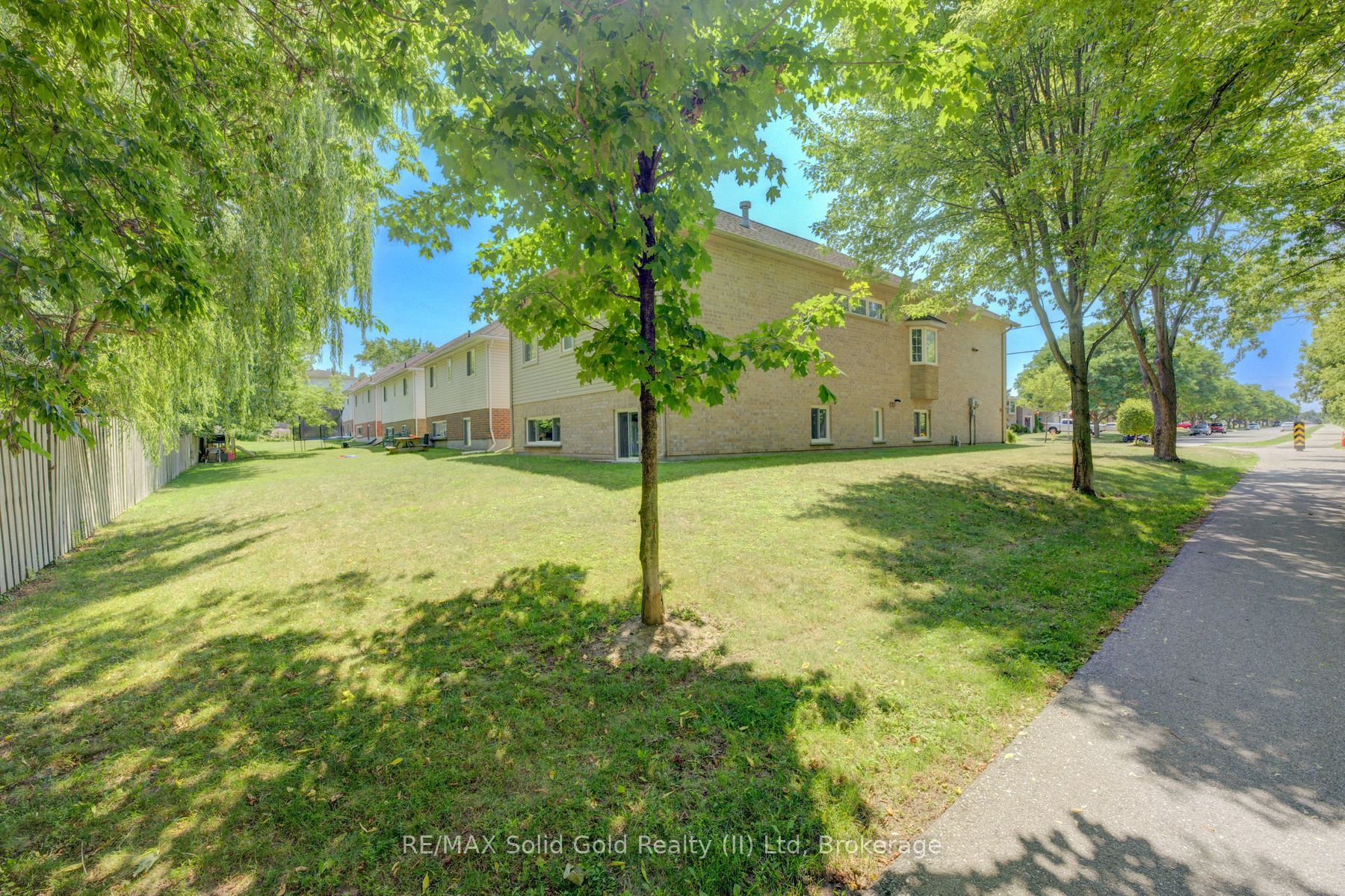 2 Smetana Drive Property Photo 46