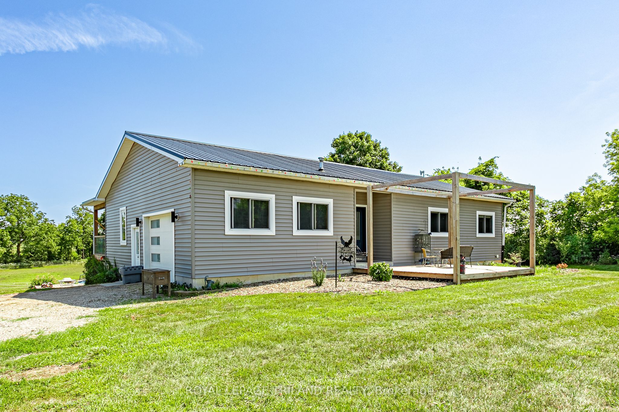 15240 Scott Line Property Photo 3