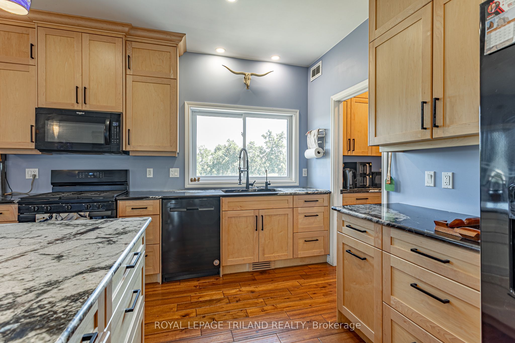 15240 Scott Line Property Photo 9