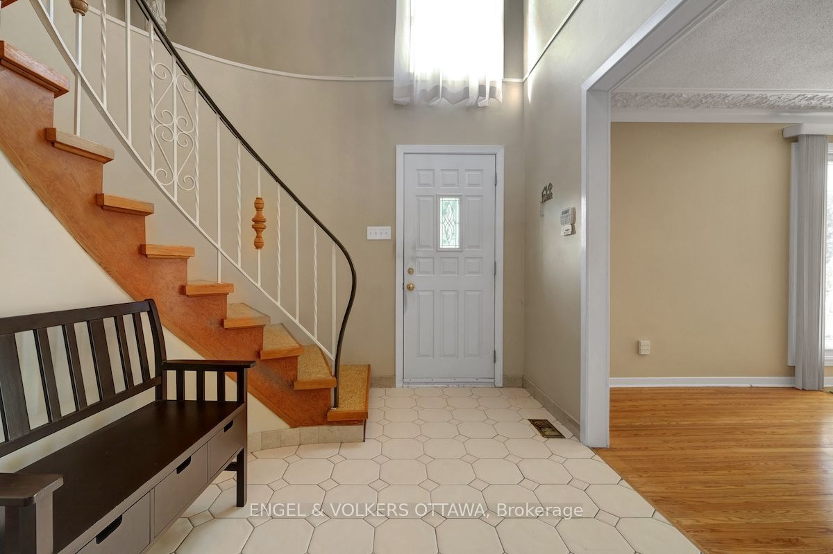 28a Ashburn Drive Property Photo 3