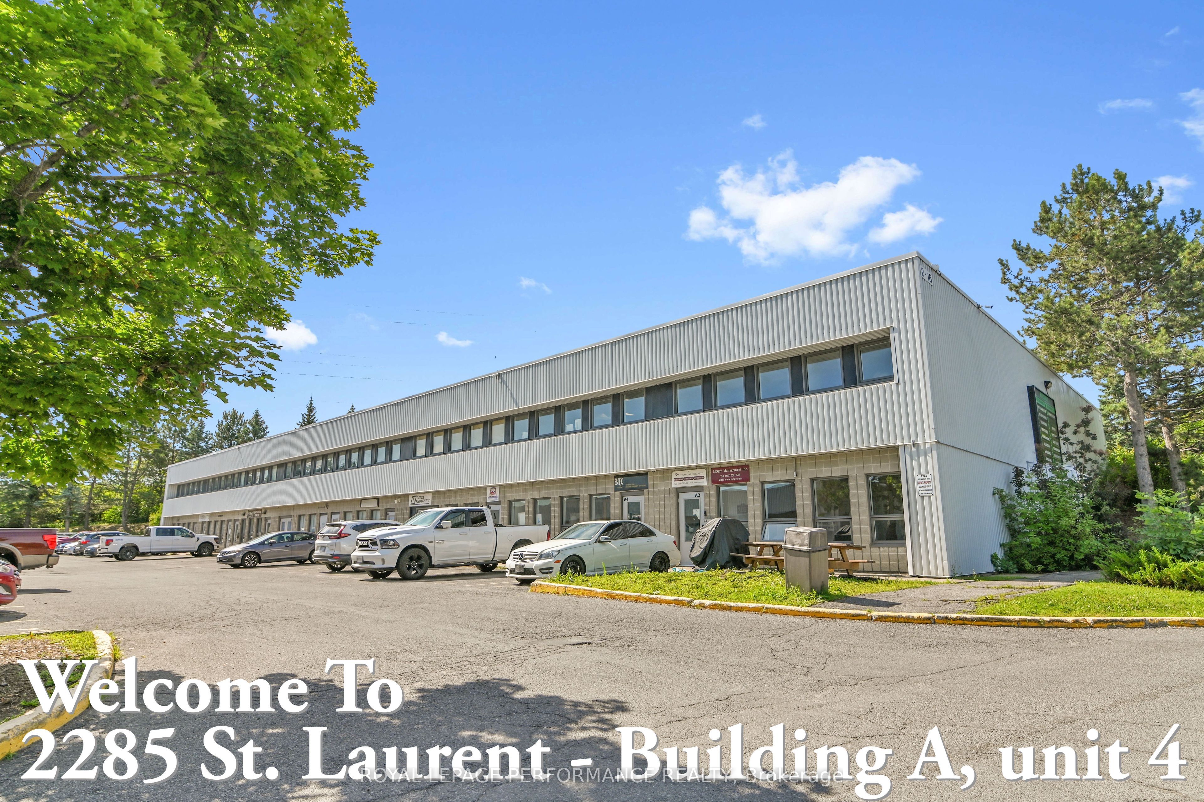 2285 St Laurent Boulevard A4