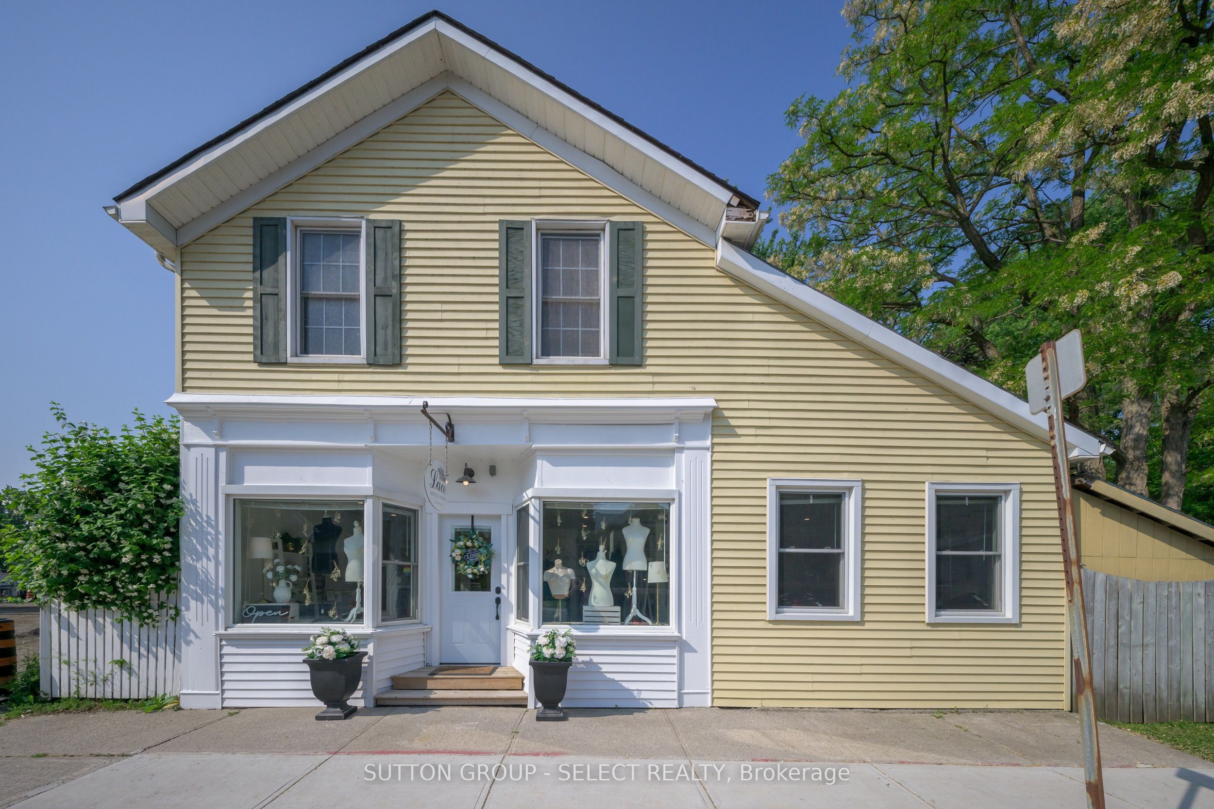 213 Main Street Property Photo 1