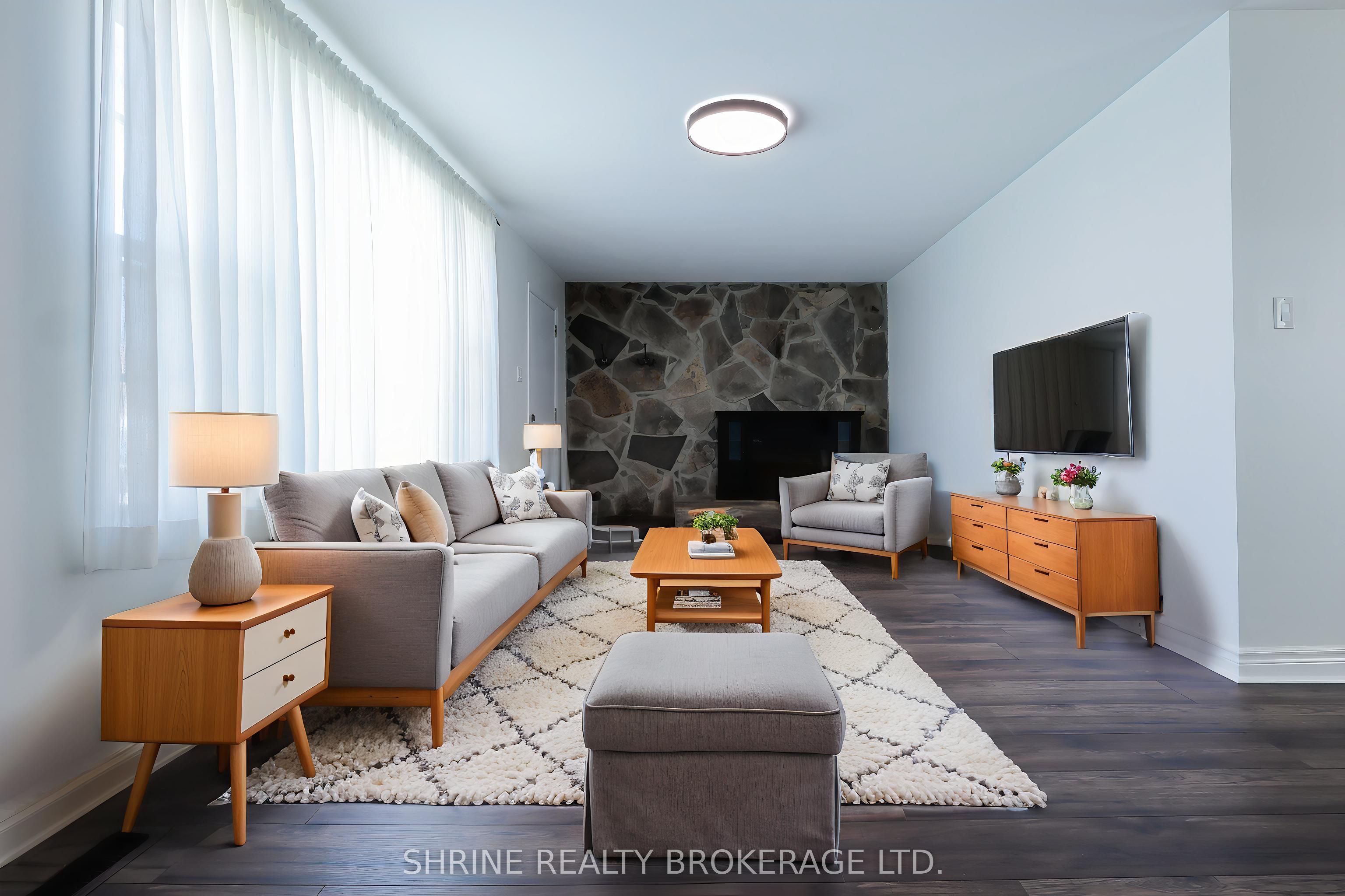 853 Queens Avenue Property Photo 1