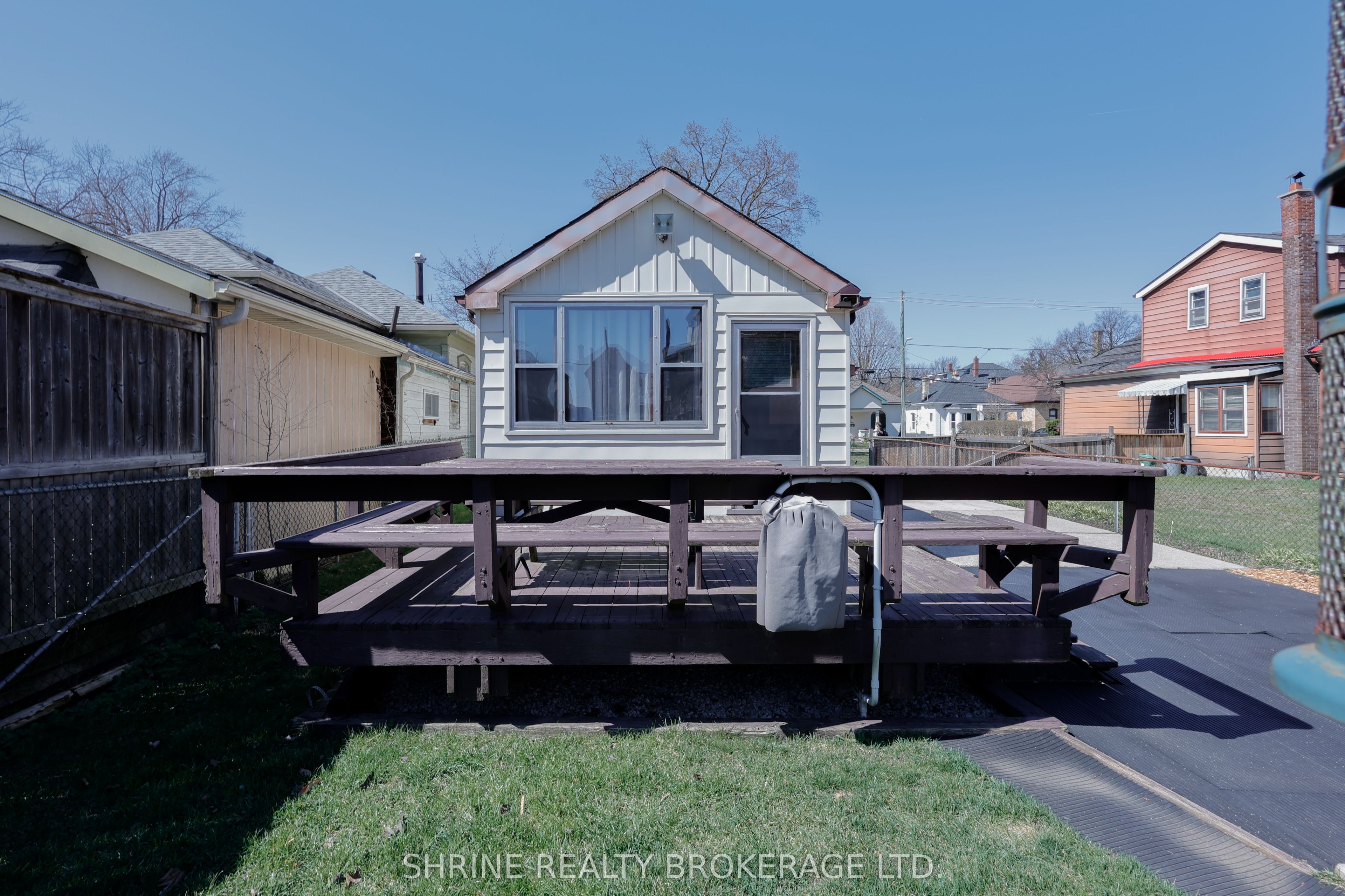853 Queens Avenue Property Photo 26