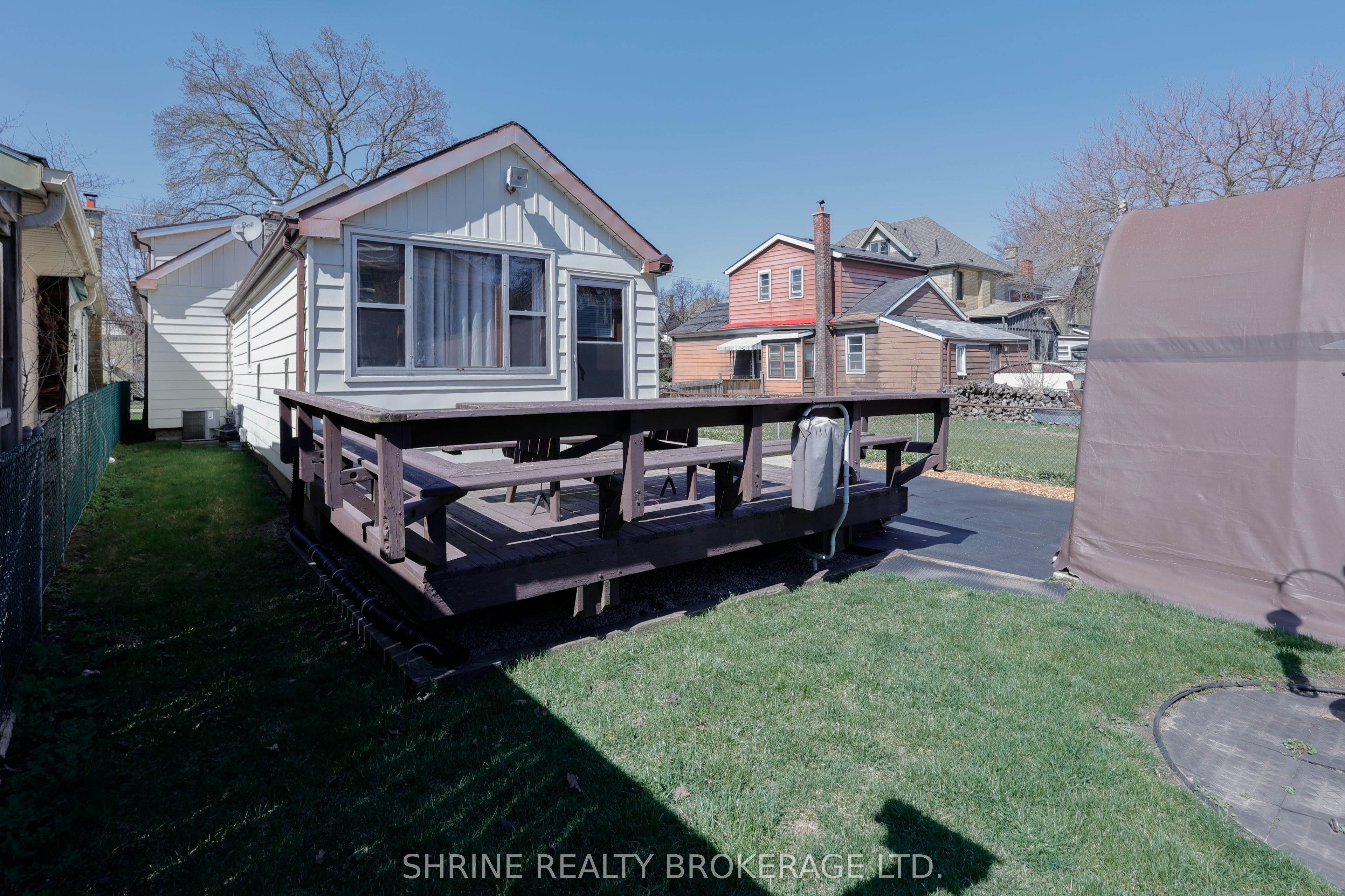 853 Queens Avenue Property Photo 31
