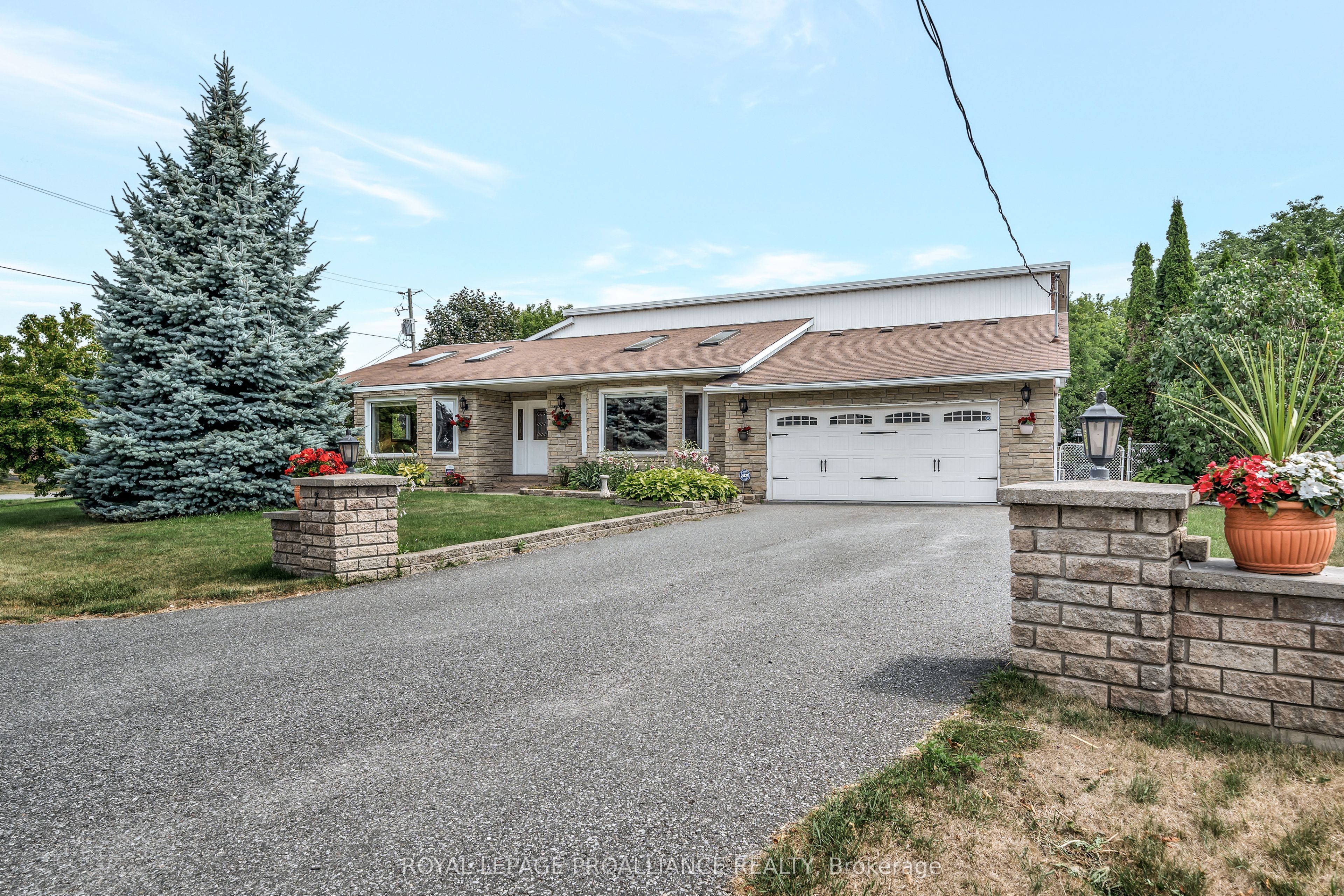 7 Brintnell Boulevard Property Photo 1
