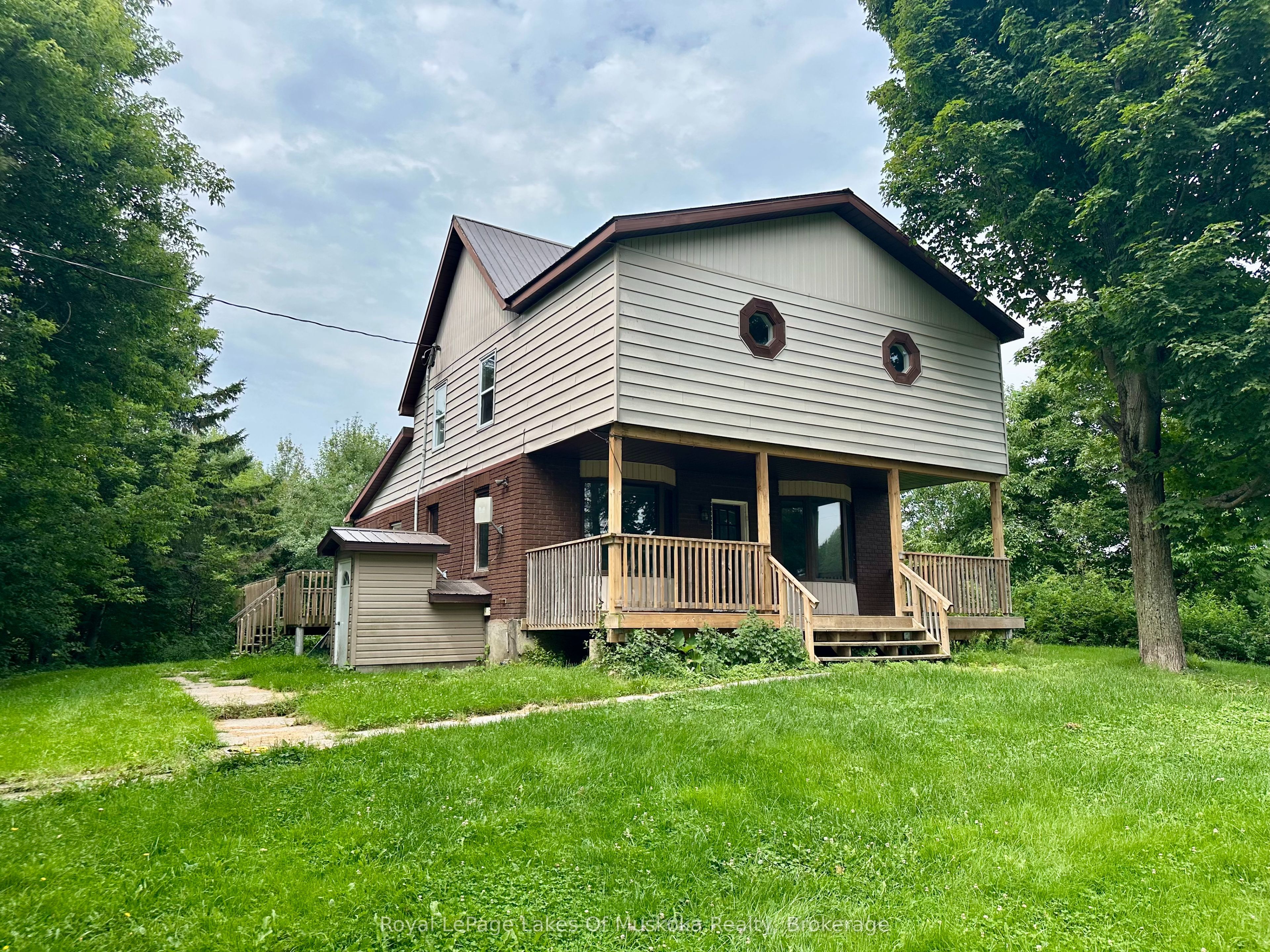 111 Ontario St Property Photo 1