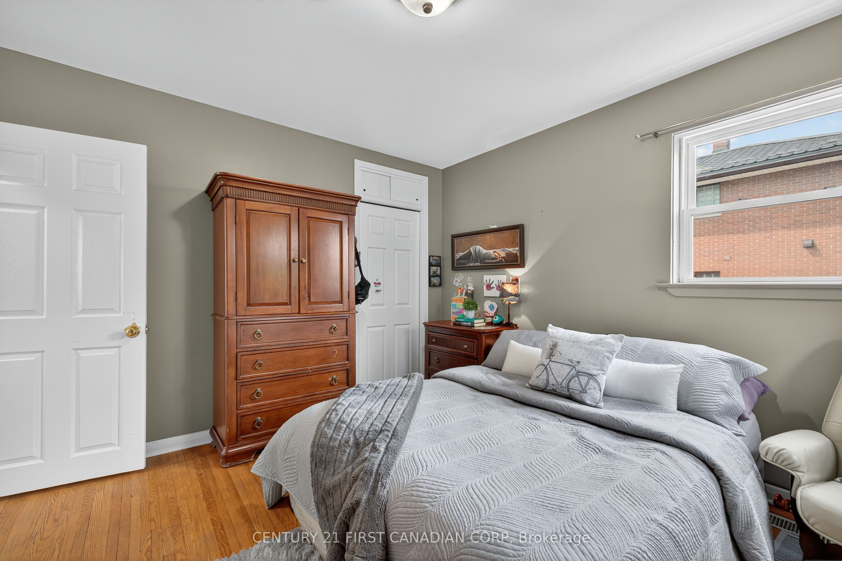 204 Burnside Drive Property Photo 11