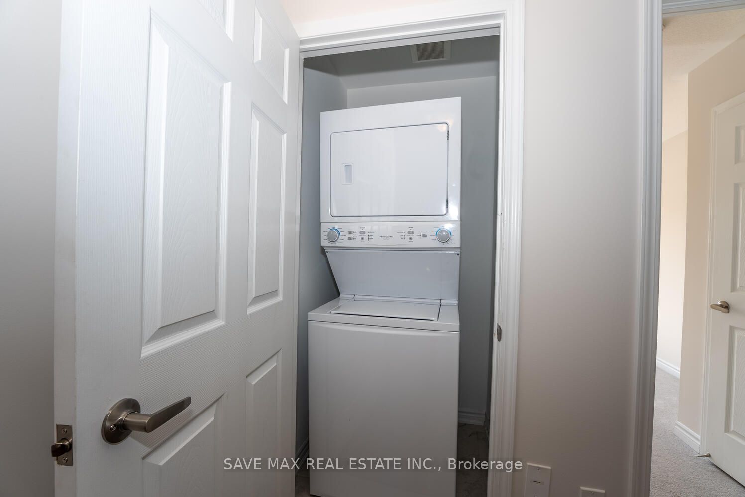 73 Forestwalk Street Property Photo 24