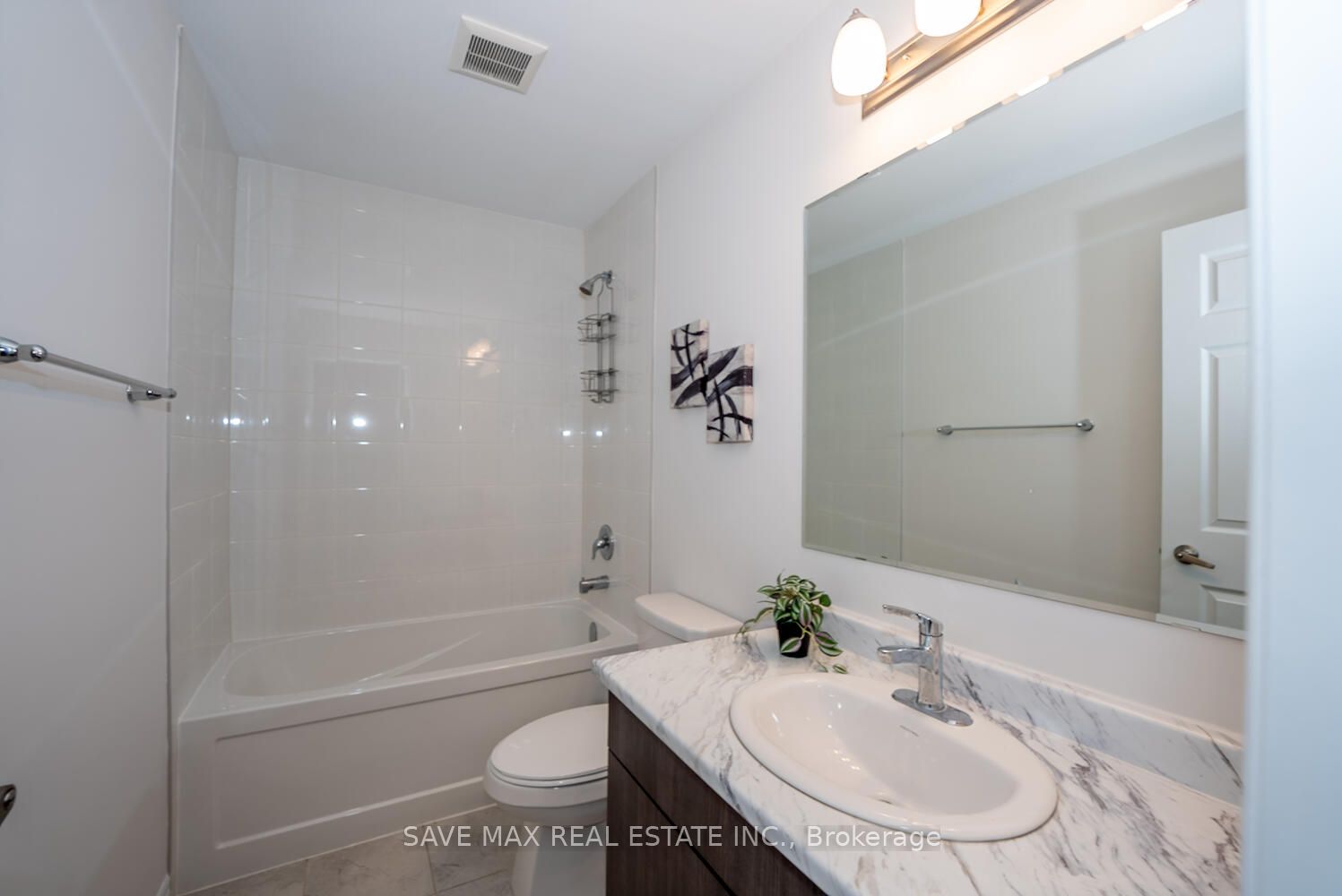 73 Forestwalk Street Property Photo 38