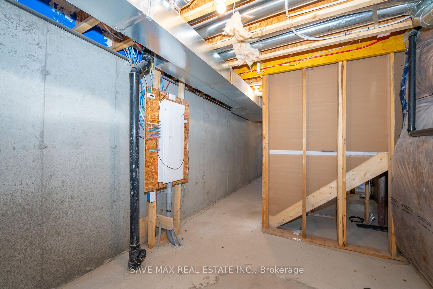 73 Forestwalk Street Property Photo 45