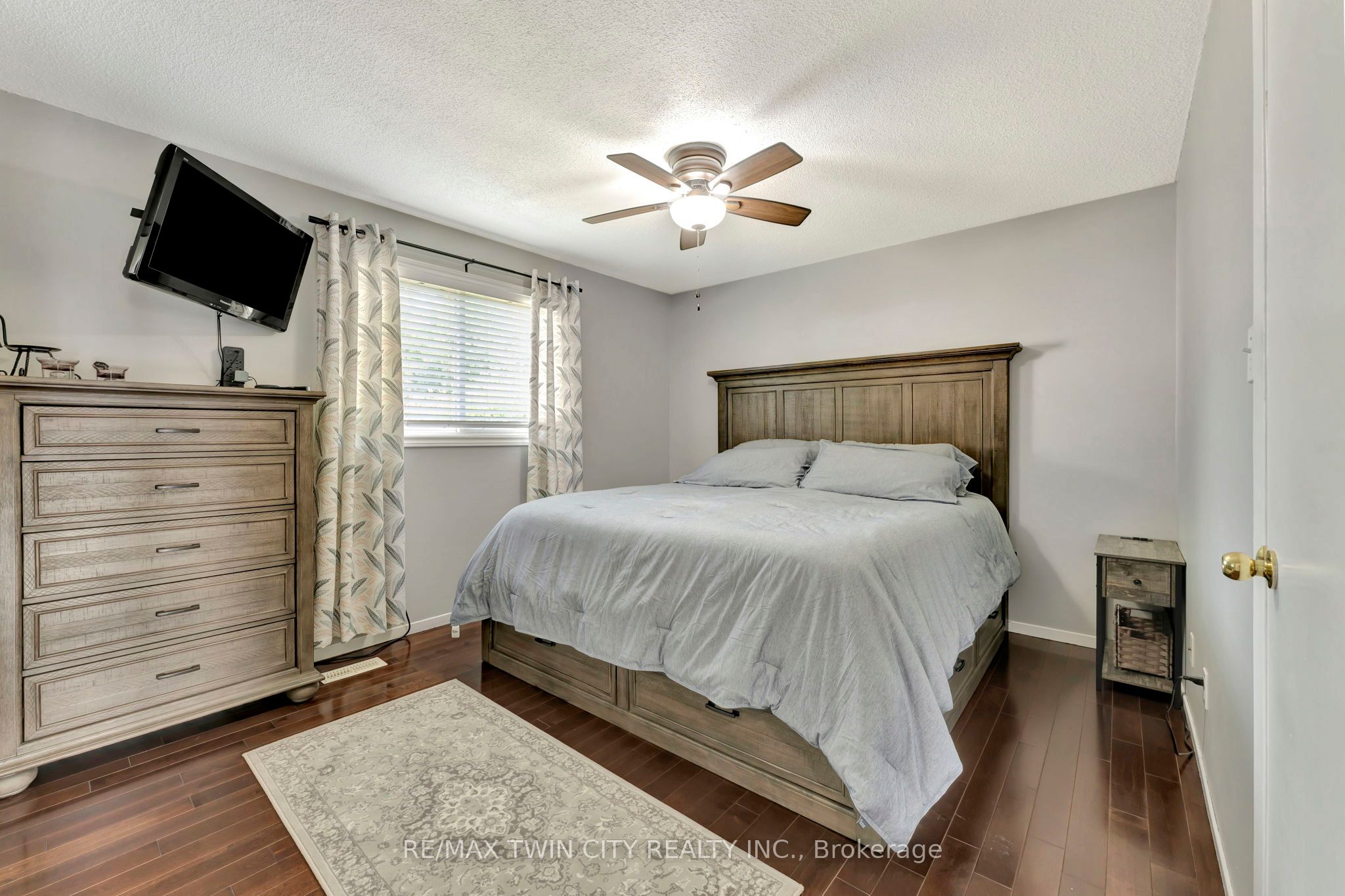 375 Elliott Street Property Photo 12