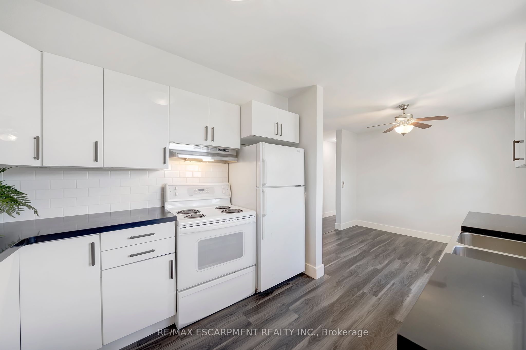 167 Miles Road Property Photo 5