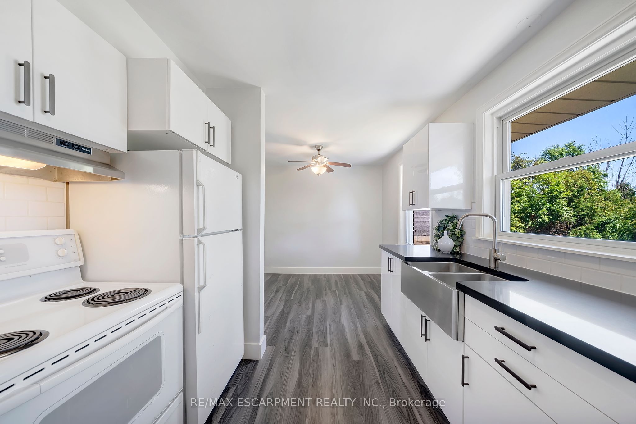 167 Miles Road Property Photo 6