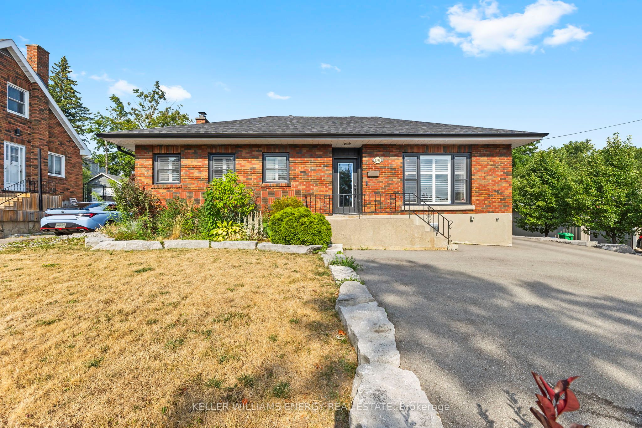1302 Dobbin Avenue Property Photo 1