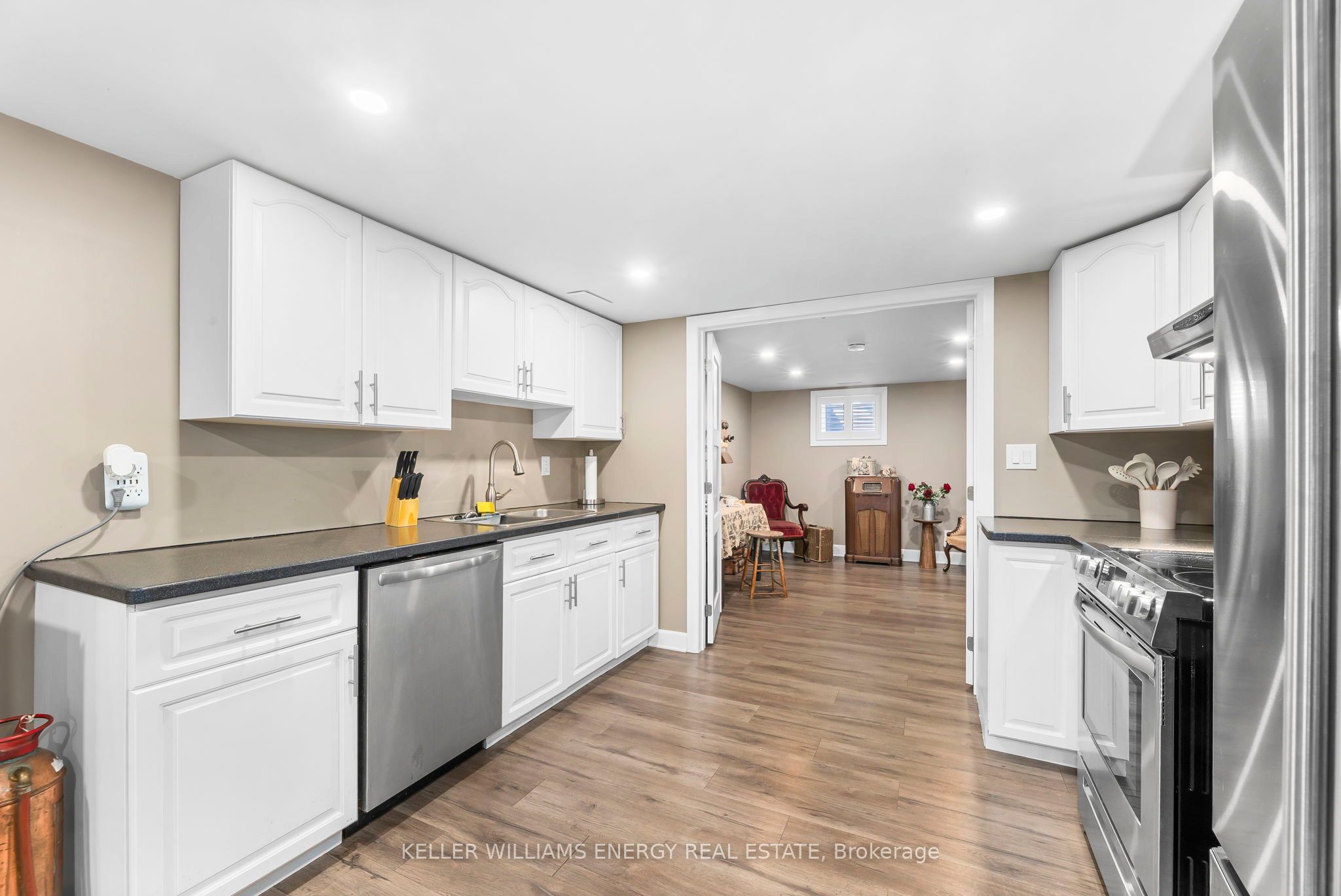 1302 Dobbin Avenue Property Photo 22