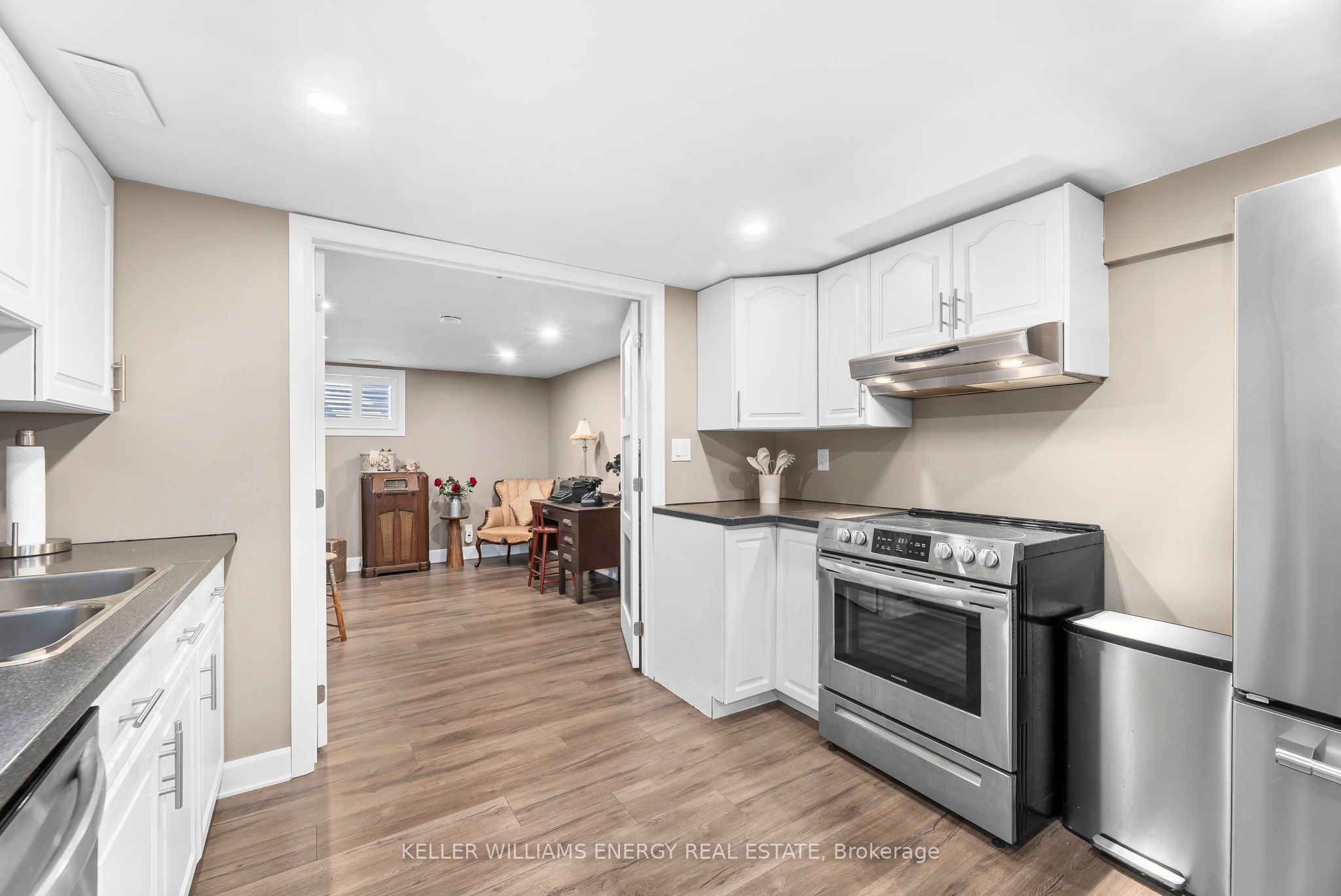1302 Dobbin Avenue Property Photo 23