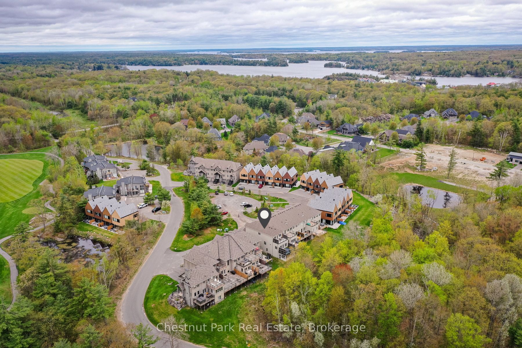 55 Rockmount Cres Property Photo 1