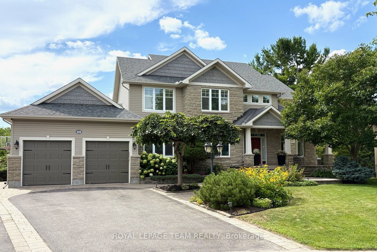 49 Shining Star Circle Property Photo 2