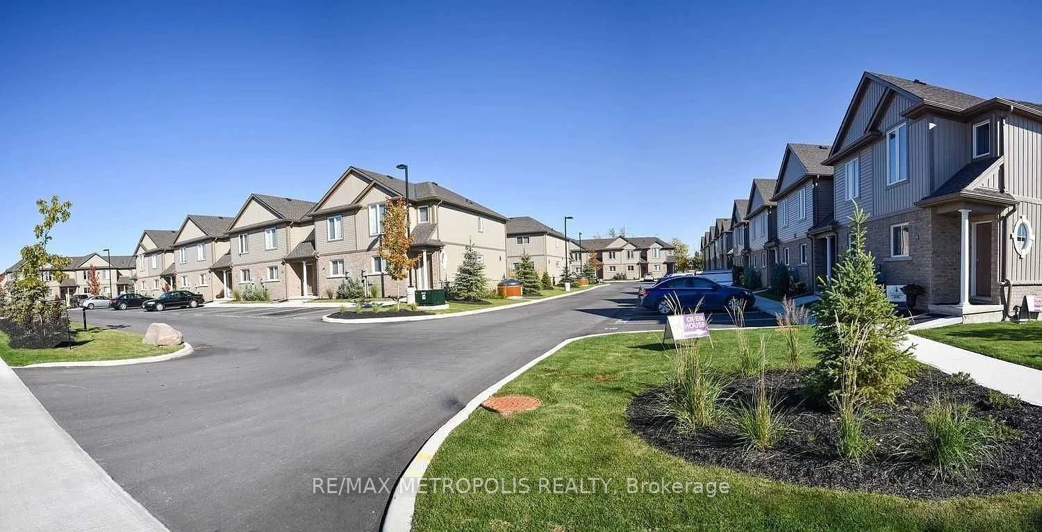 7768 Ascot Circle 88 Property Photo 8