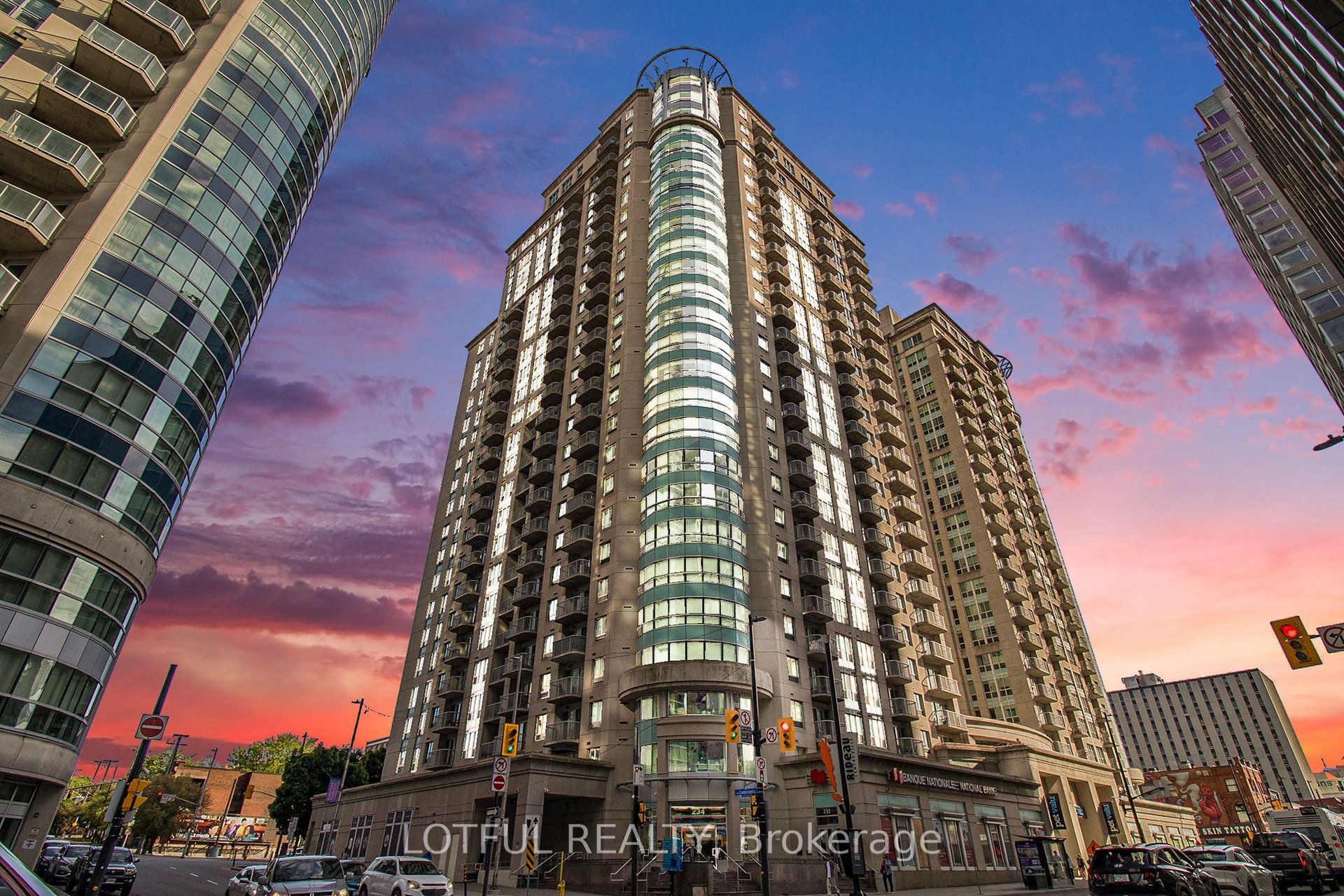 234 Rideau Street 1703 Property Photo 1