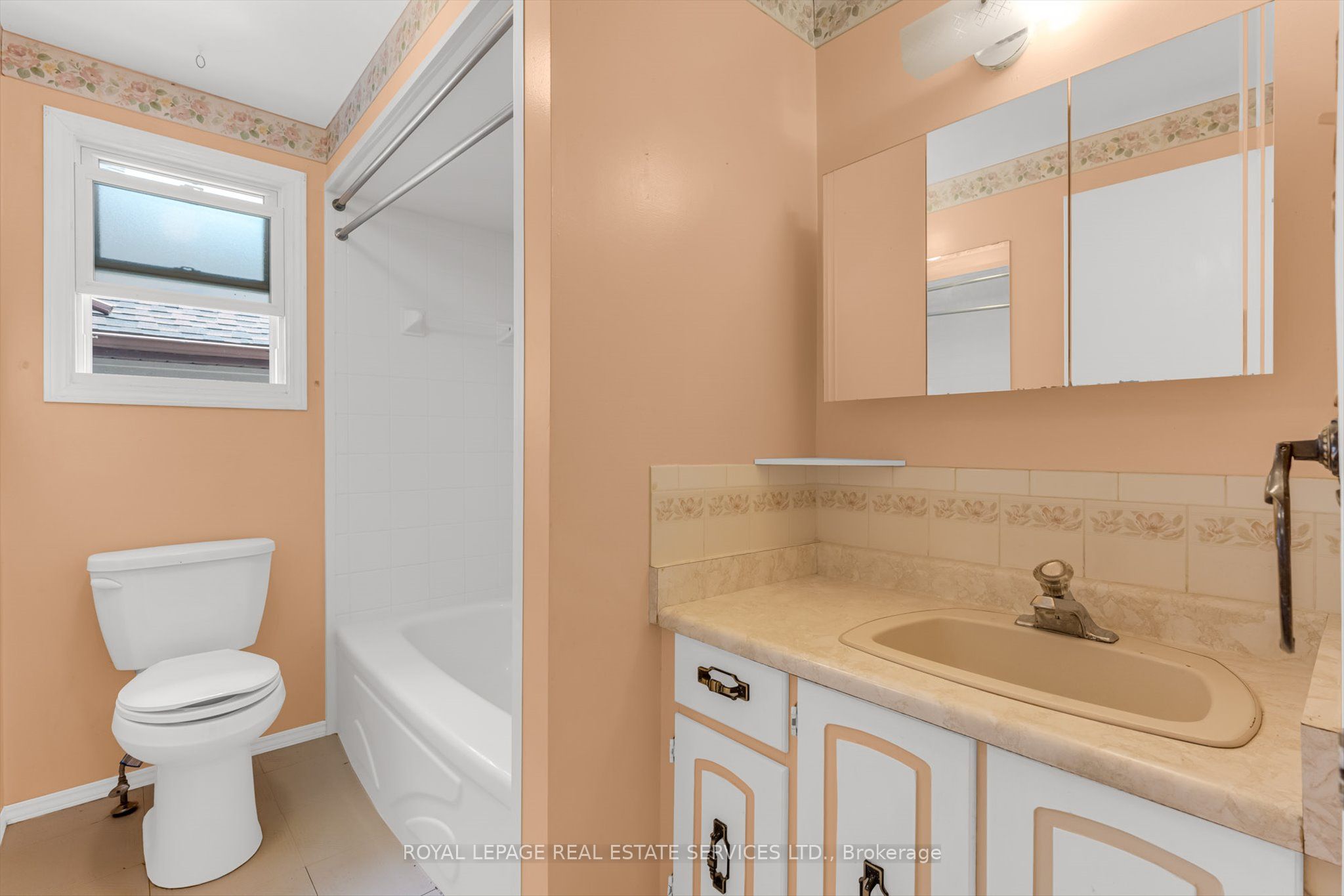 43 Elmore Drive Property Photo 15