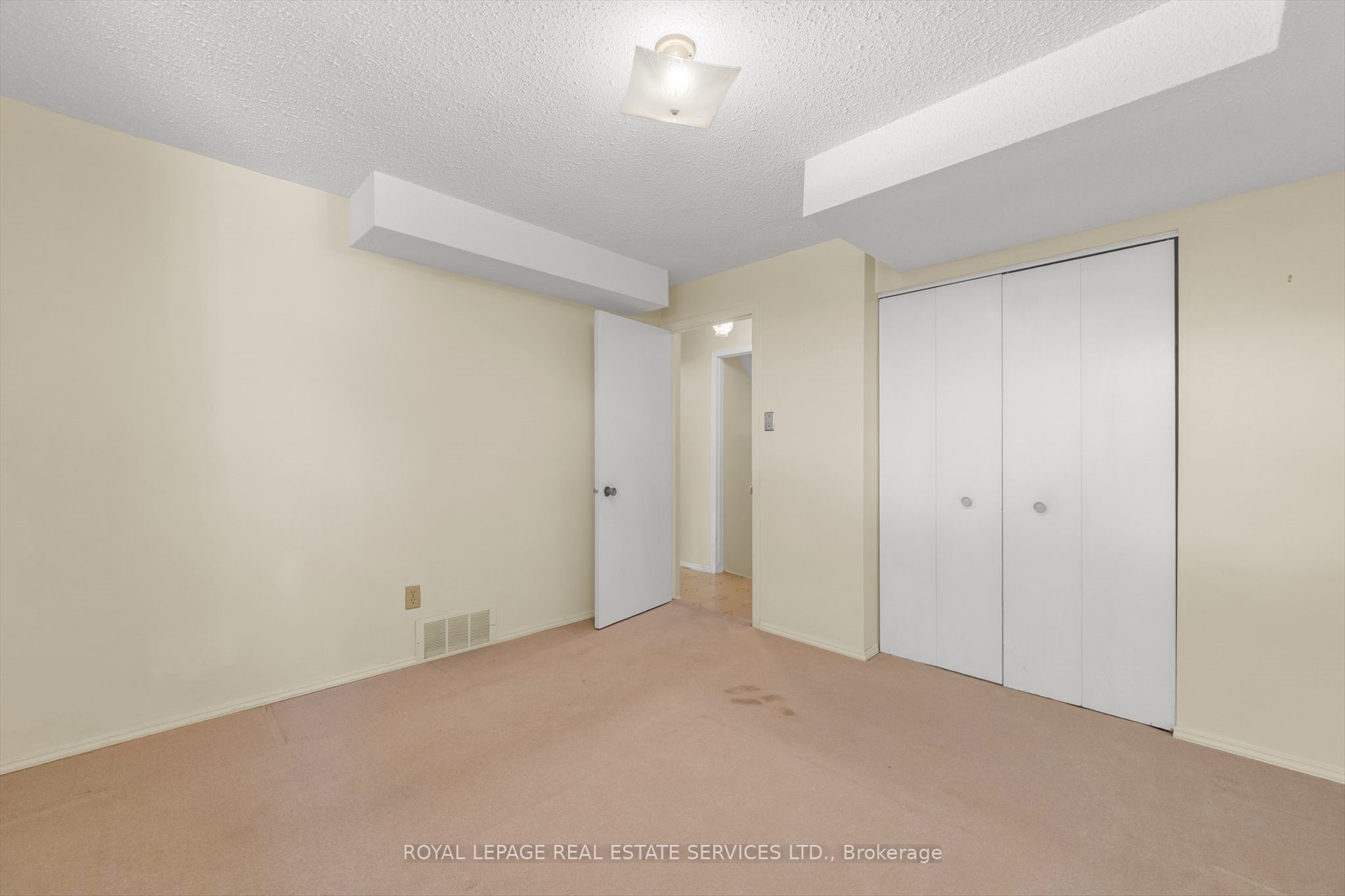 43 Elmore Drive Property Photo 17