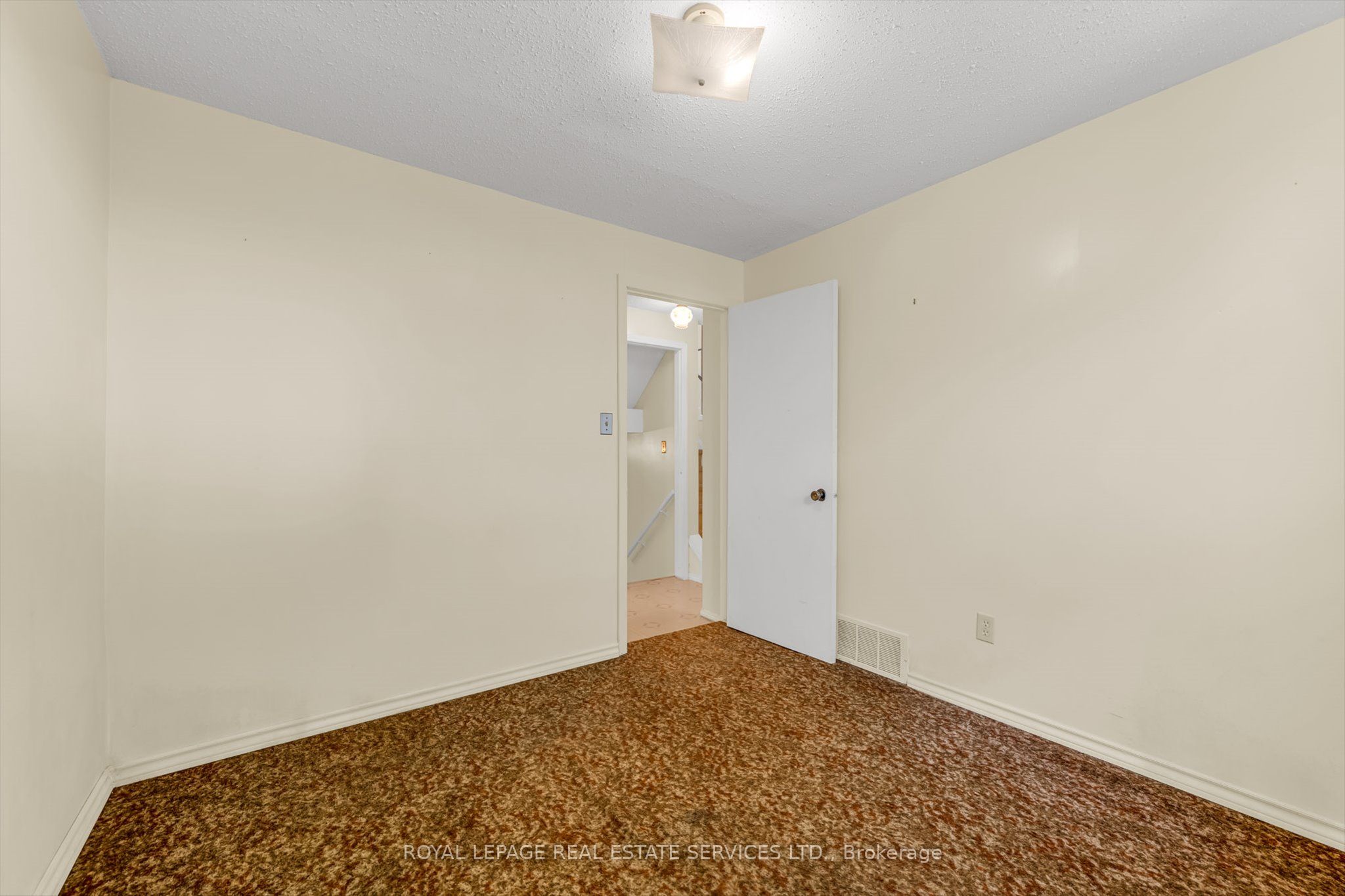 43 Elmore Drive Property Photo 19