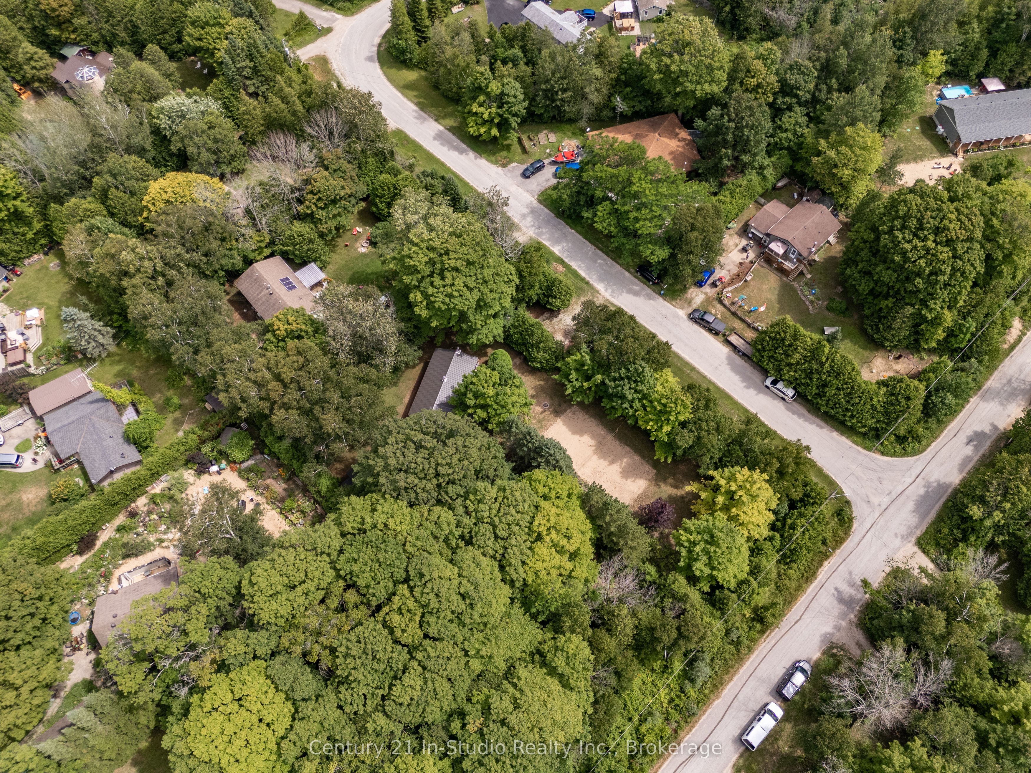 51 Cardinal Avenue Property Photo 11