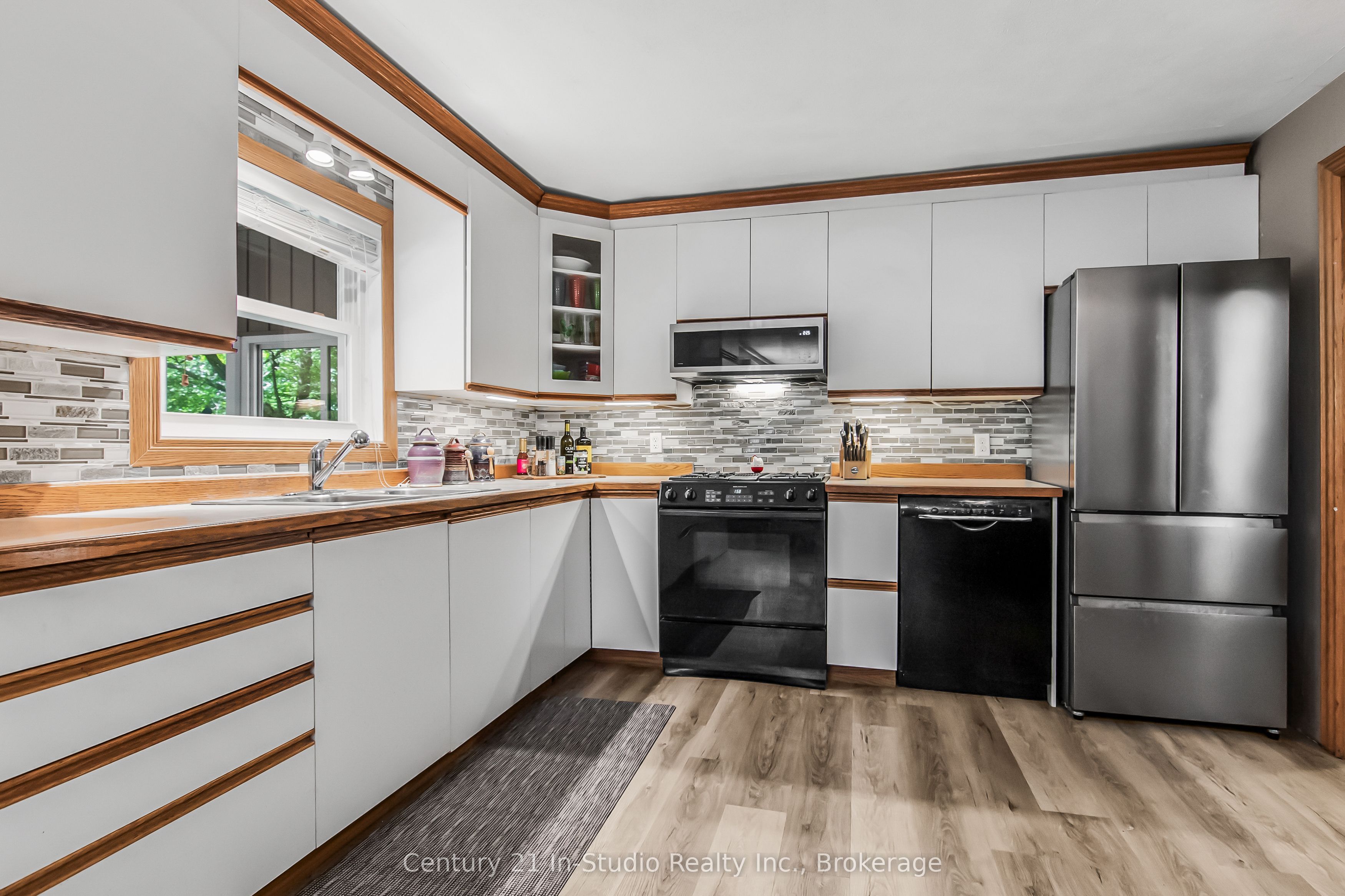 51 Cardinal Avenue Property Photo 19
