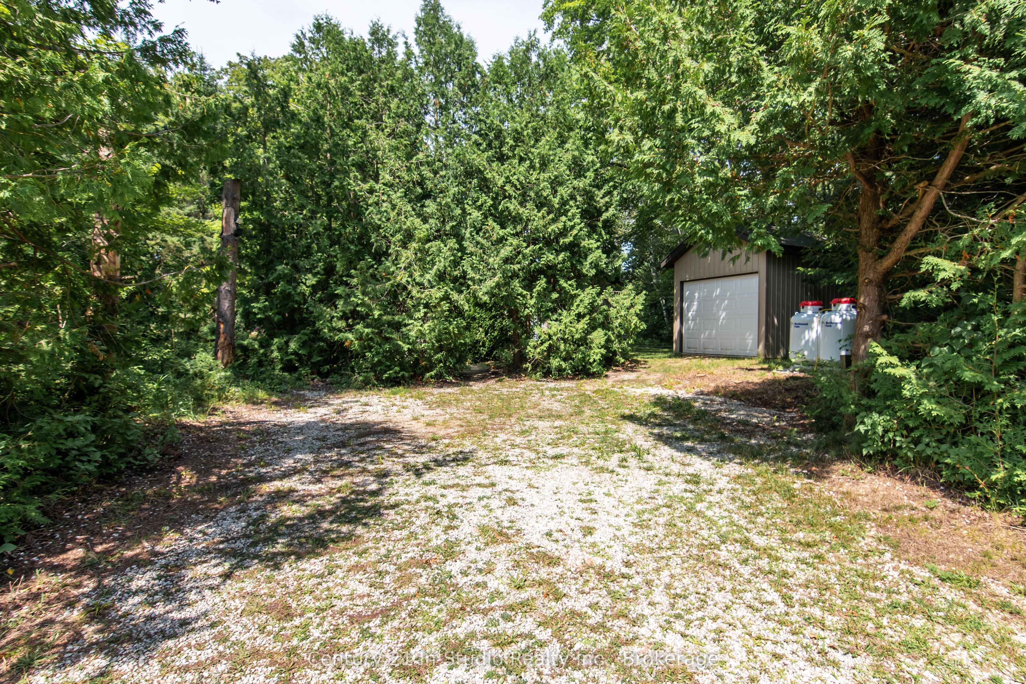 51 Cardinal Avenue Property Photo 43