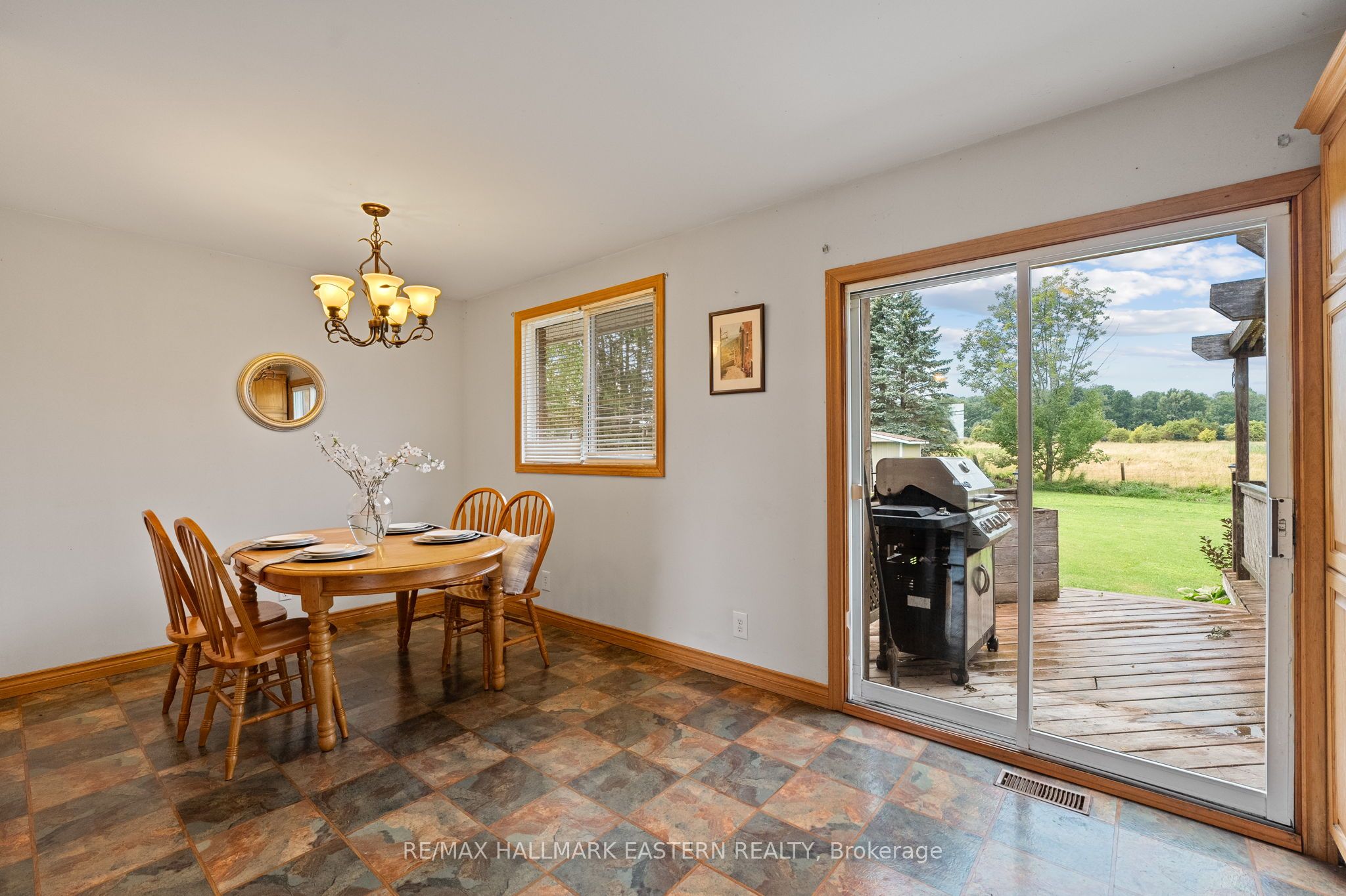 1436 Yankee Line Property Photo 10