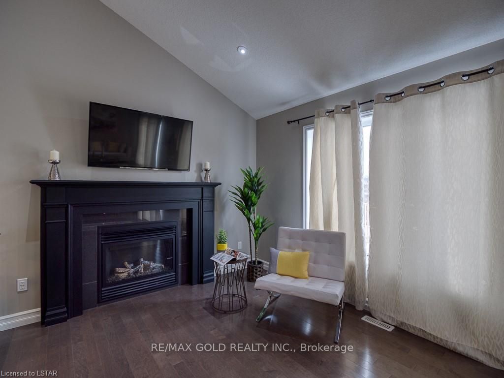 1387 Howlett Circle Property Photo 13