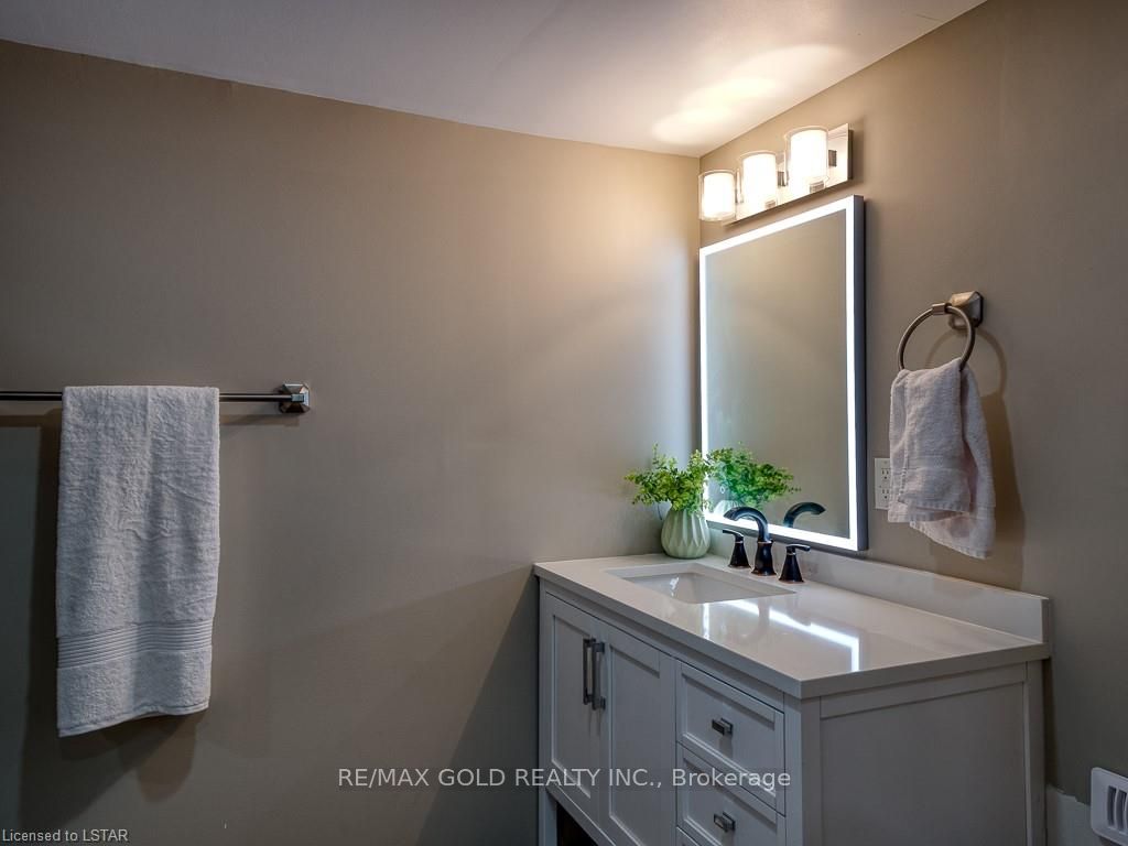 1387 Howlett Circle Property Photo 25