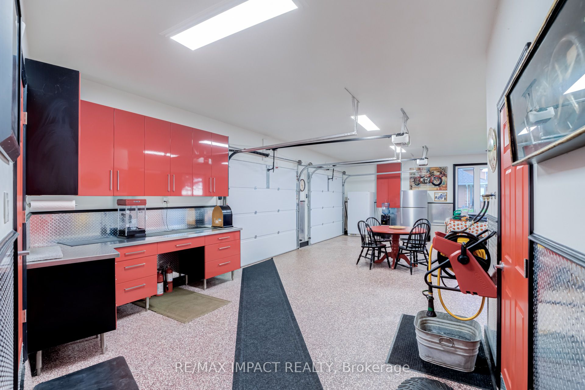 8 Sylvan Court Property Photo 25