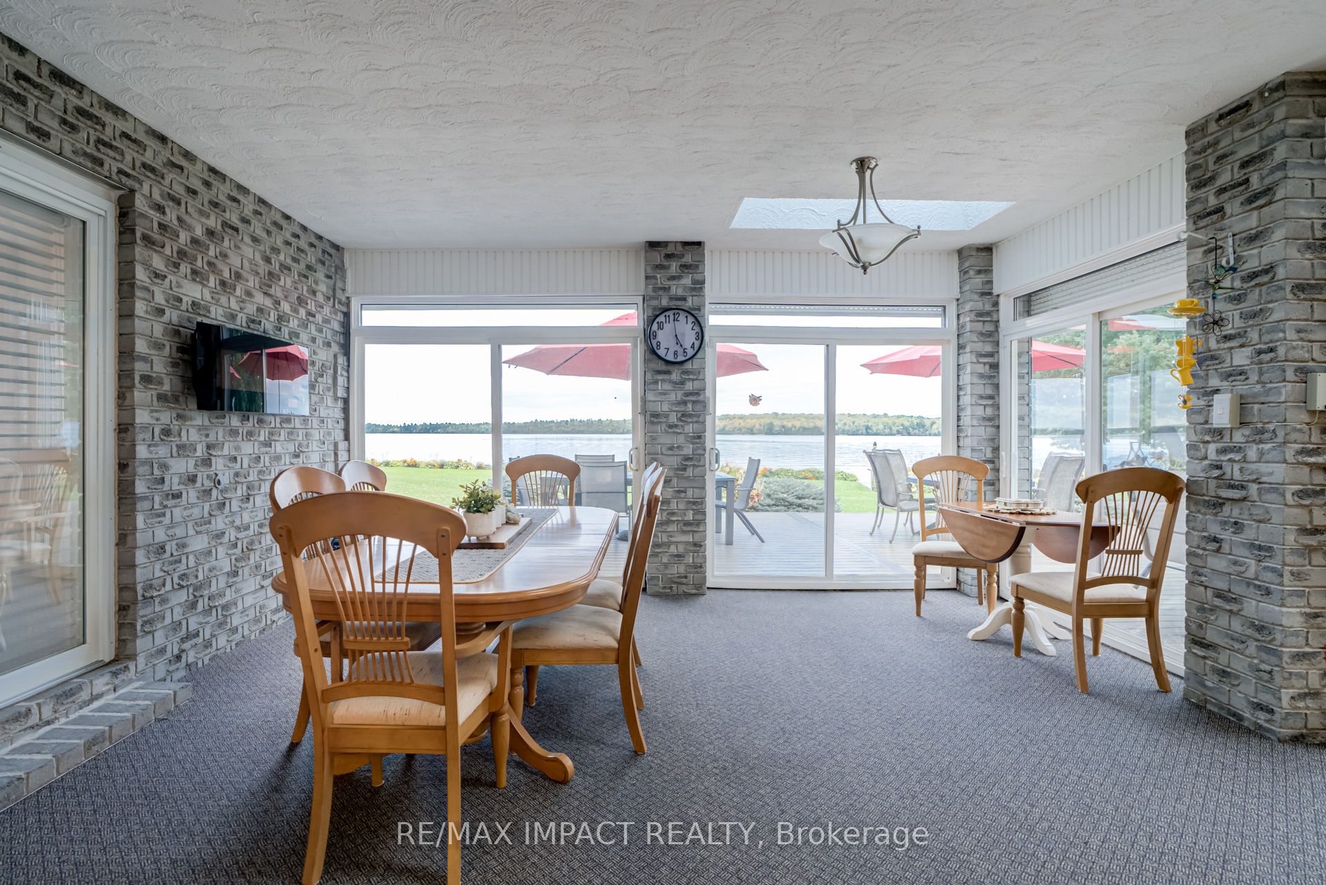 8 Sylvan Court Property Photo 29
