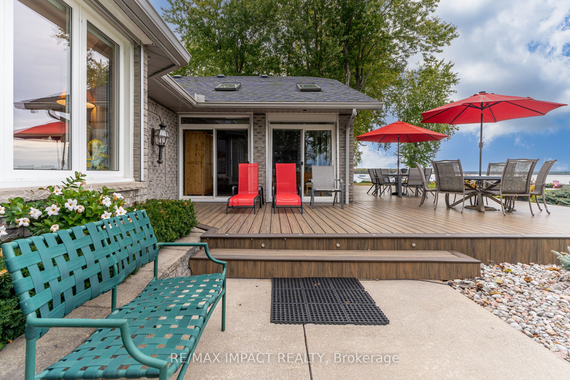 8 Sylvan Court Property Photo 35