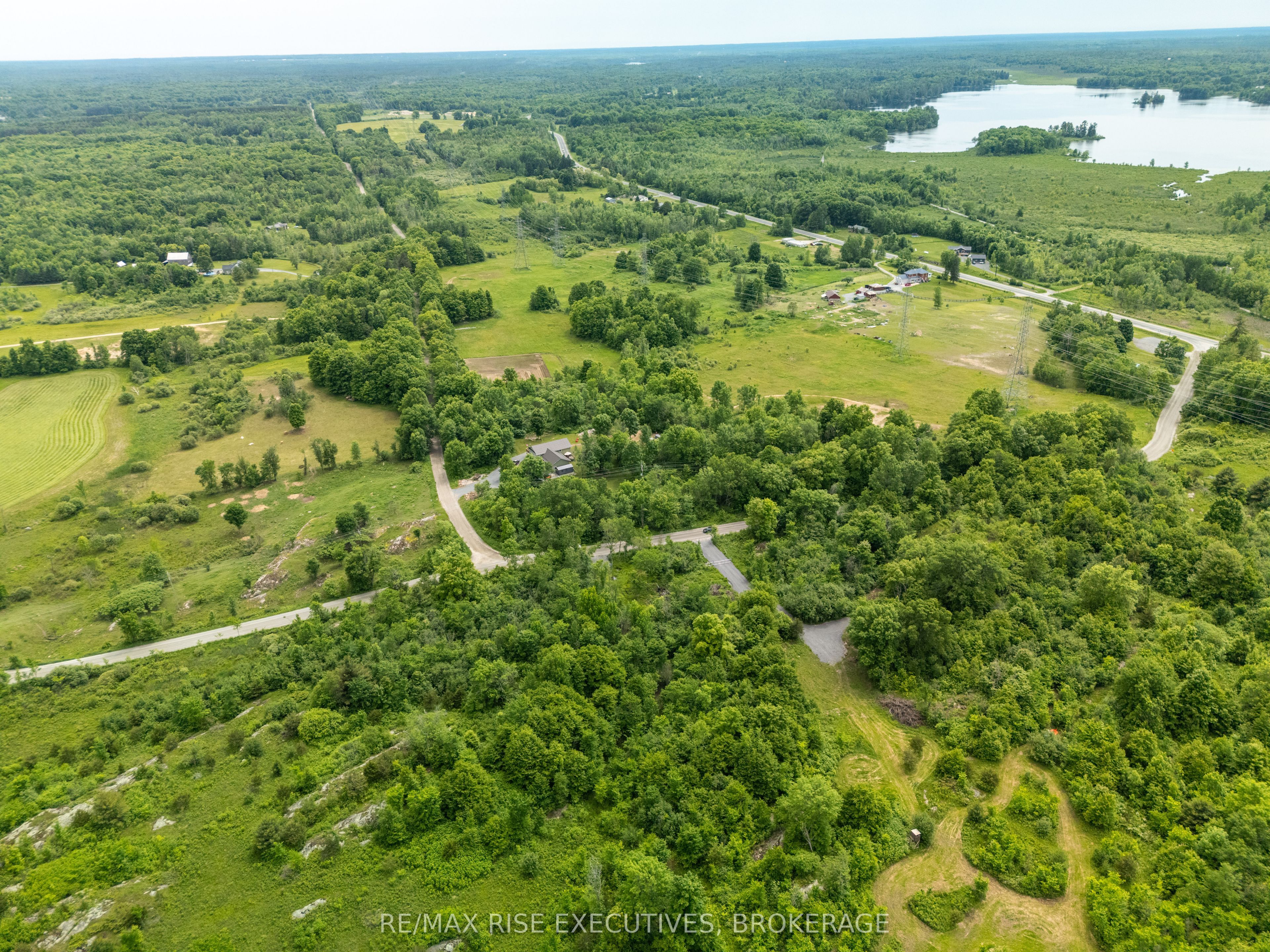 85 White Lake Rd Property Photo 5