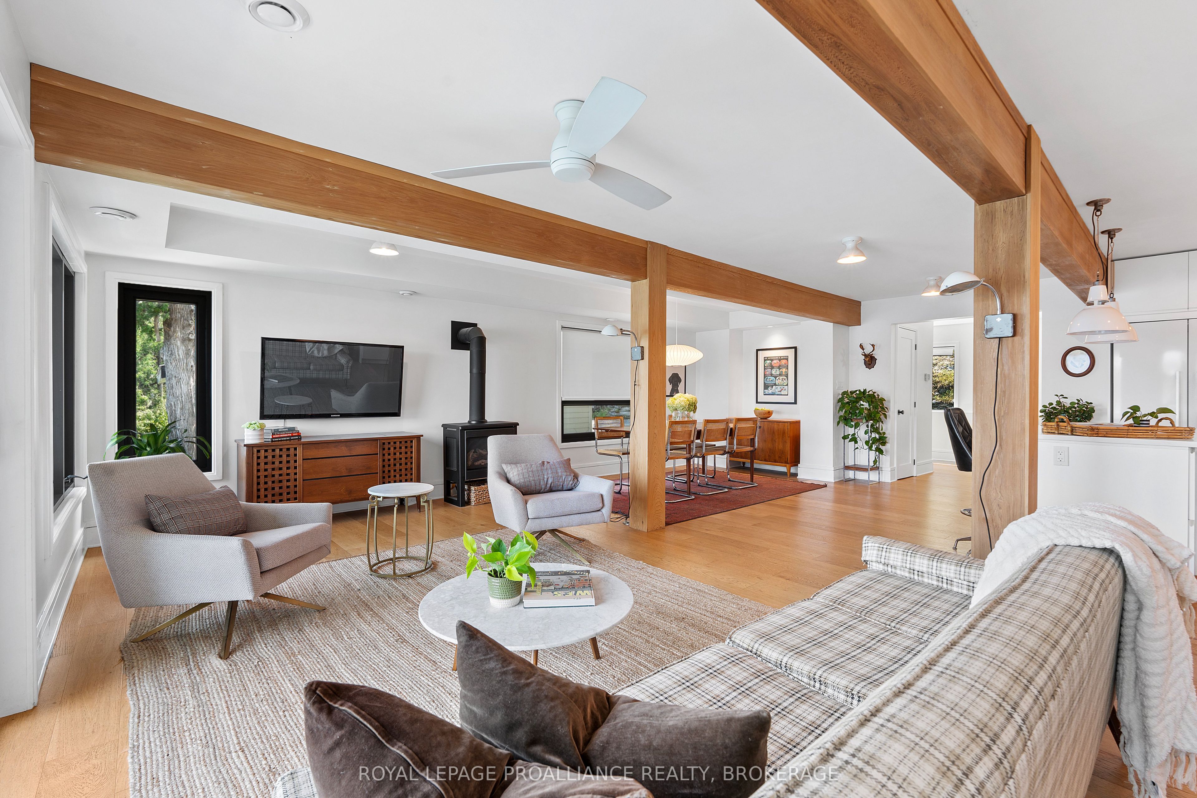 1111 Heron Lane Property Photo 14